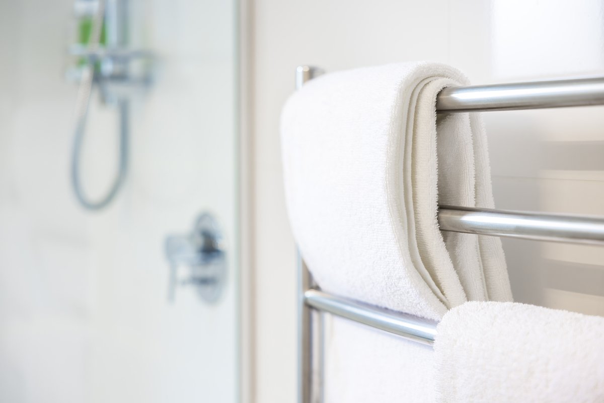 Airport Gateway Motel - Room 504-1.jpg