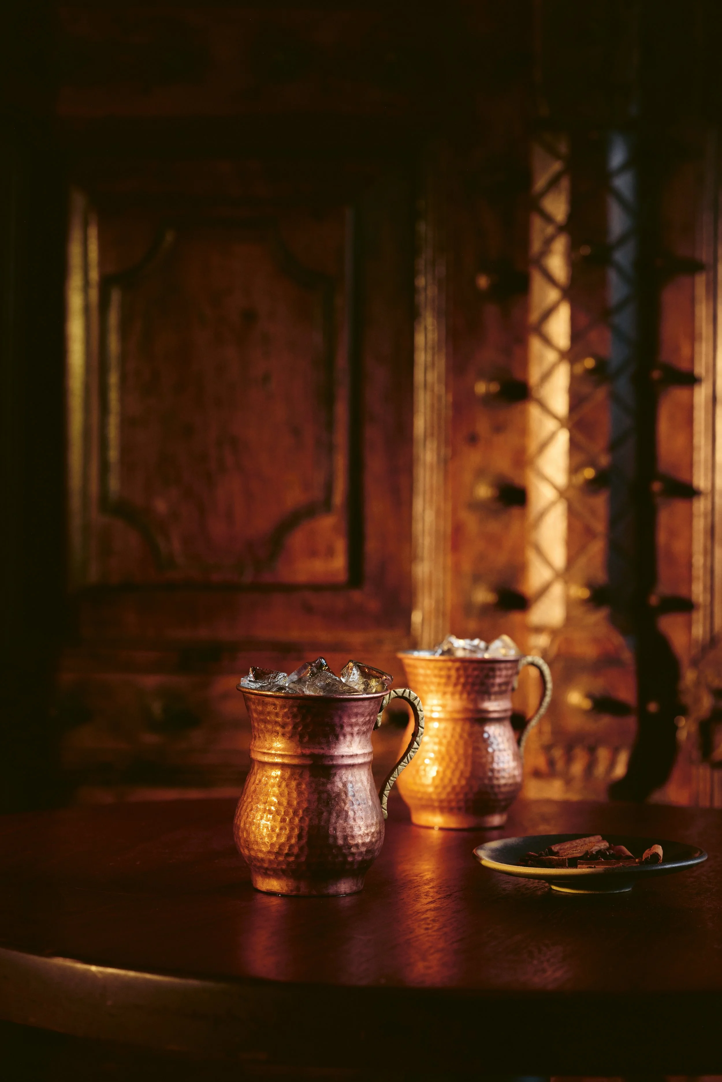 VIJS_2025_1153_DARKARMYCOCKTAIL.jpg