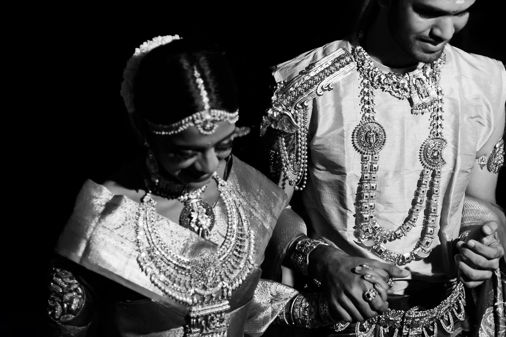 7 Nishta Srinivasan, wedding in temple, indian wedding in temple, tambrahm, Hiraaya by Aayushi, Weddingsutra, Tamil wedding2.jpg