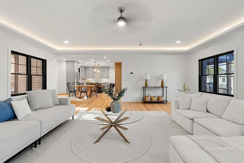 Dexter - Family Room 2.webp