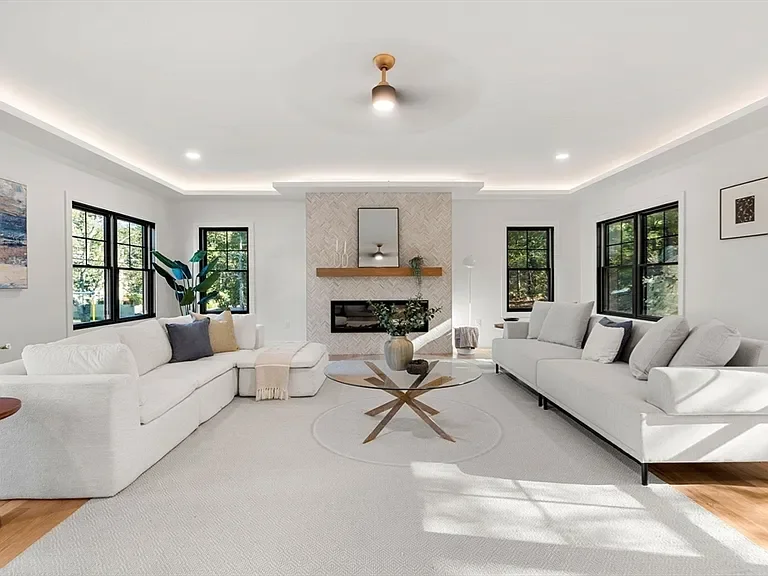 Dexter - Family Room.webp