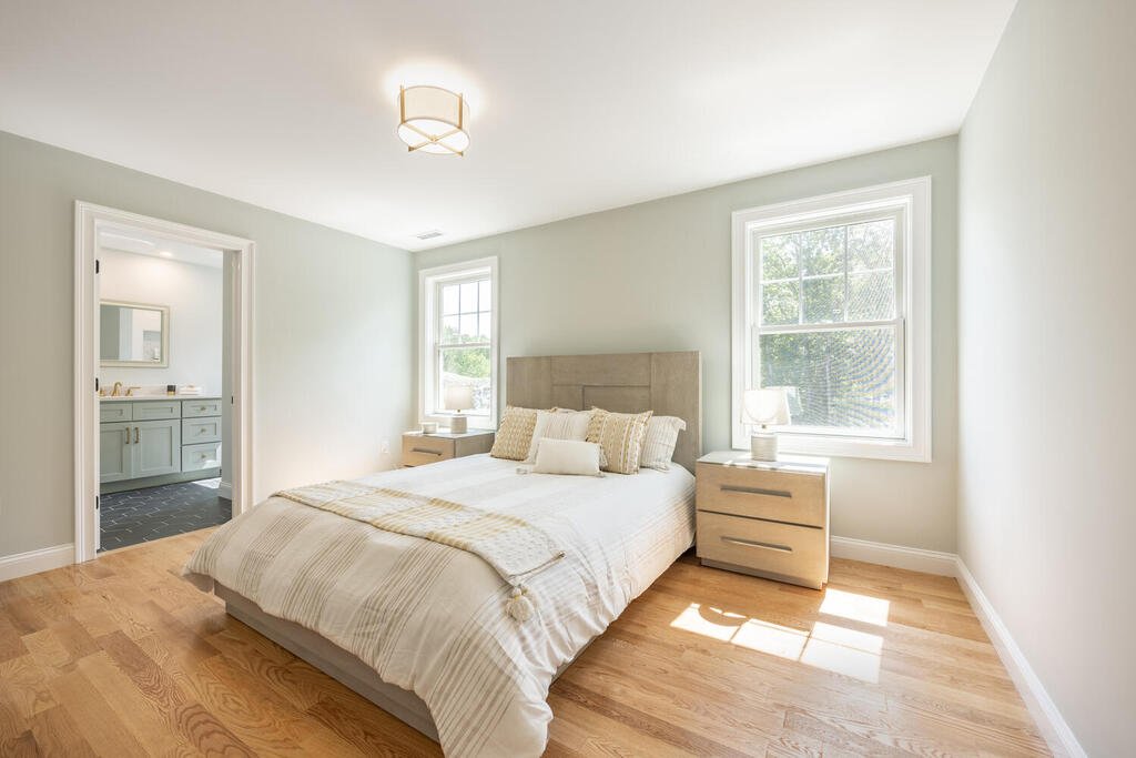 13 Patricks Pl Bedroom2.jpg
