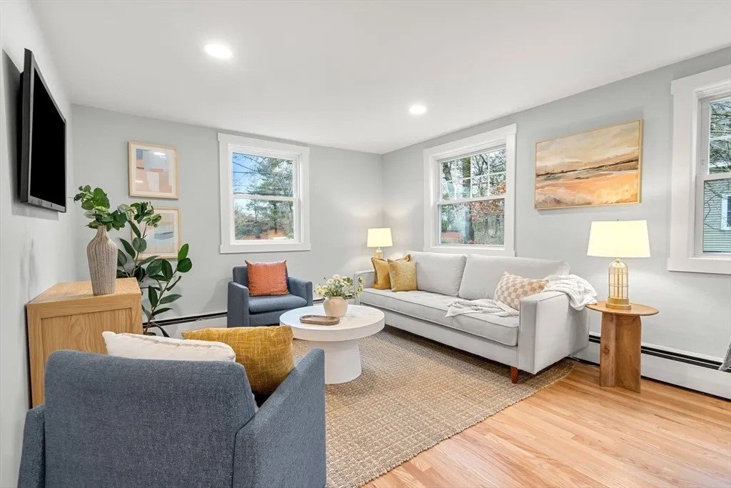Family Room.jpg