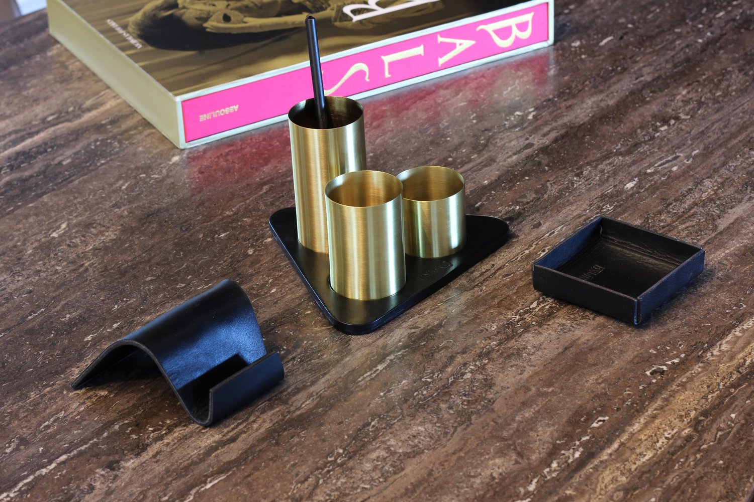 Uniqka_MANHATTAN+Gold+&+BAKU+Black+&+BREDA+Black.jpg