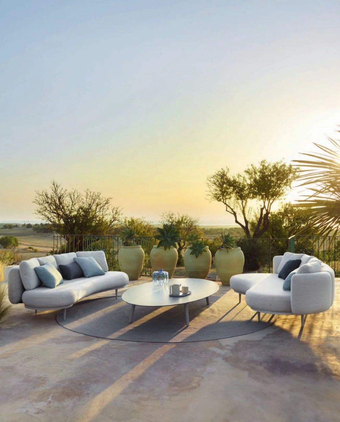 Still savoring summer&hellip; or ready to lean into fall?

As the seasons start to shift, we&rsquo;re holding onto the light a little longer &mdash; and letting @royalbotania&rsquo;s outdoor collection be our guide.

With architectural lines, thought