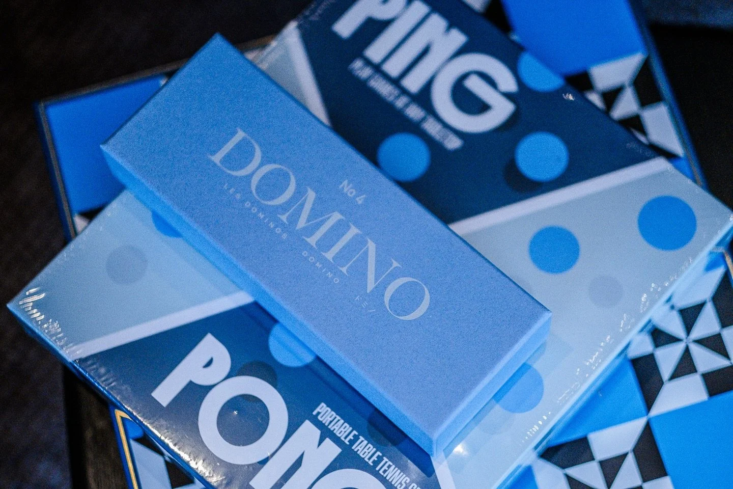 The final festive stretch ✨🎄

Games for gathering, silk for styling, gold for sipping. 

We&rsquo;re open all weekend and through Christmas Eve. Stop in, take your time, and find something truly special. 

📍1052 W Fulton Market