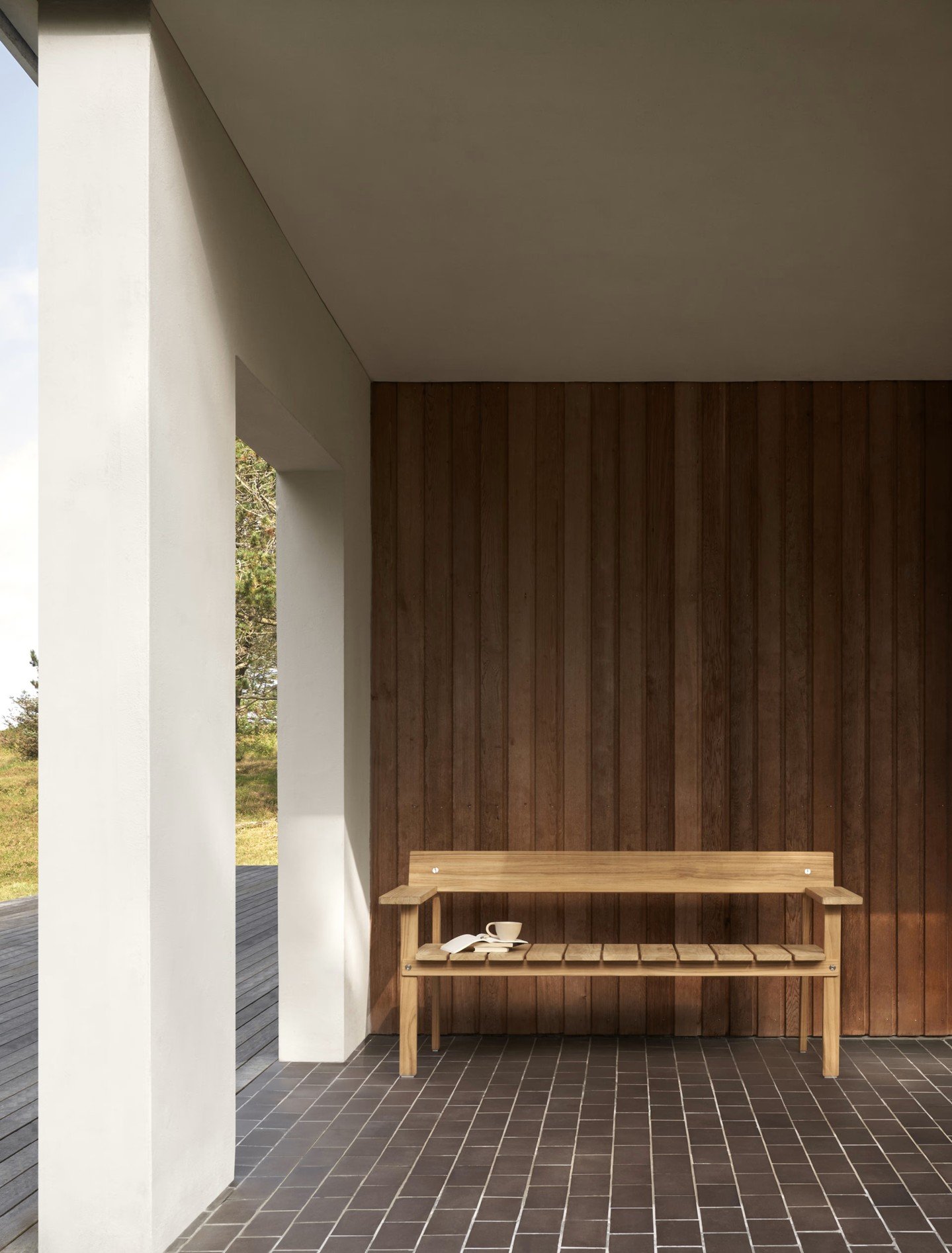 The Timbur Outdoor Bench by @carlhansenandson  is simple in the best way. Designed by Gudmundur Ludvik, it lets the beauty of untreated teak and honest craftsmanship speak for itself.

 It is minimal, functional, and built to age beautifully over tim