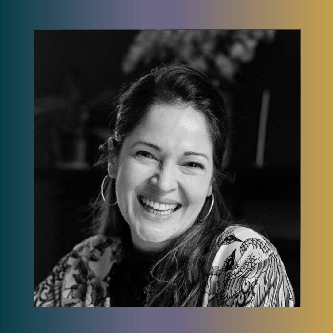 #102 Friendship &amp; Community - with Elizabeth Oldfield