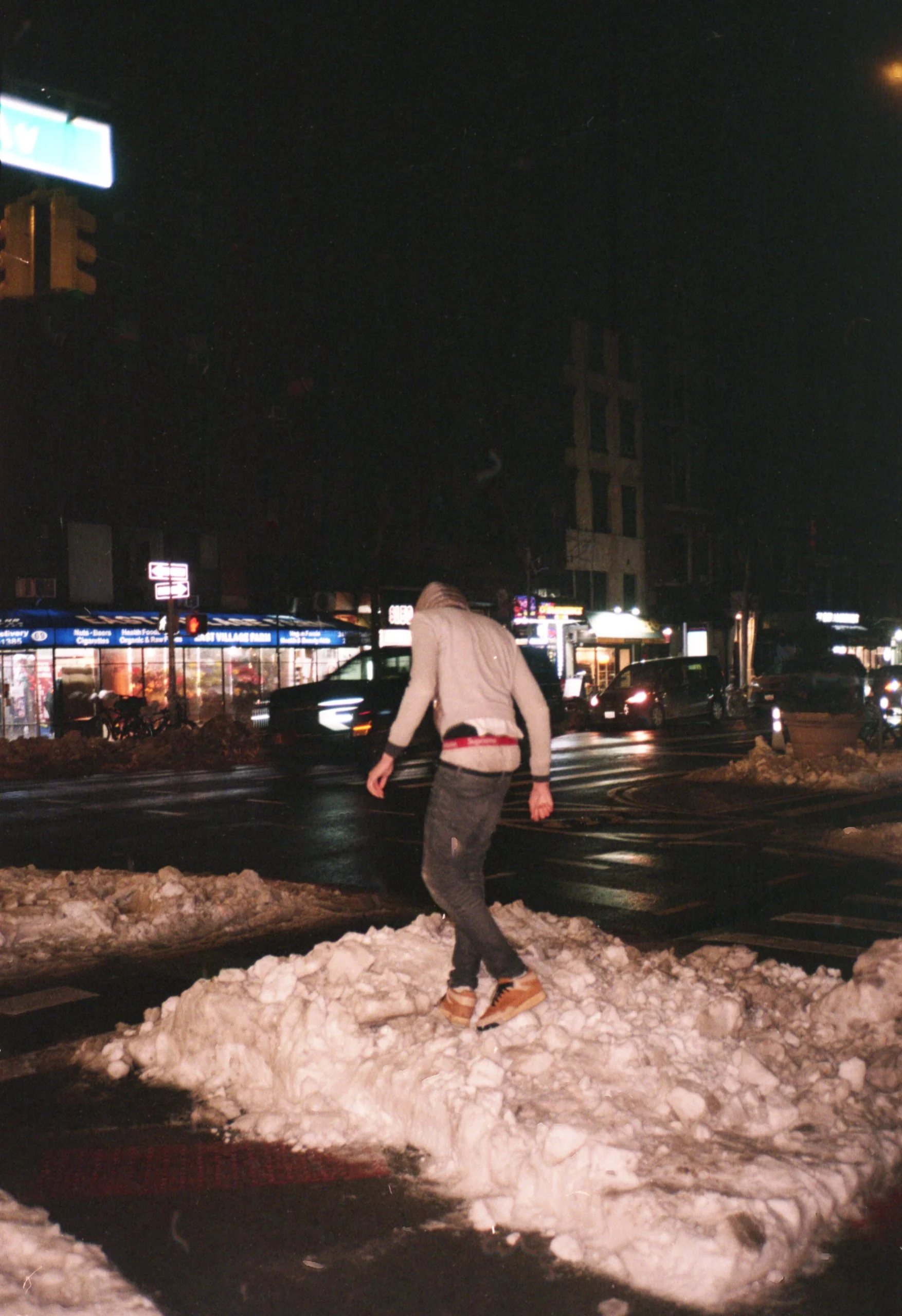 PLAY0024.jpg