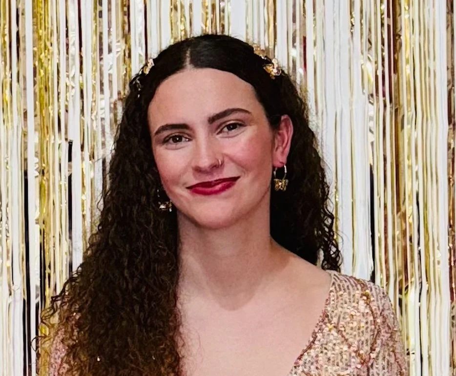 Eleanor headshot.jpg