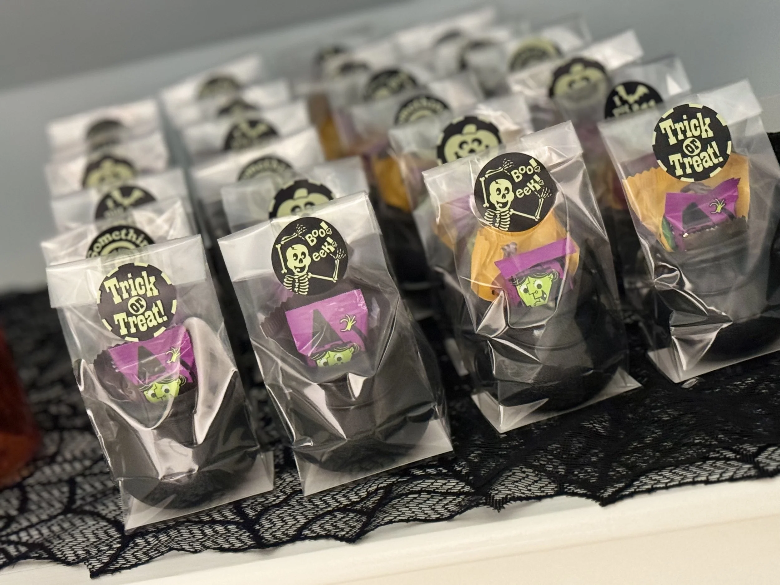 Halloween+Cauldrons2023+Chocolate.jpg