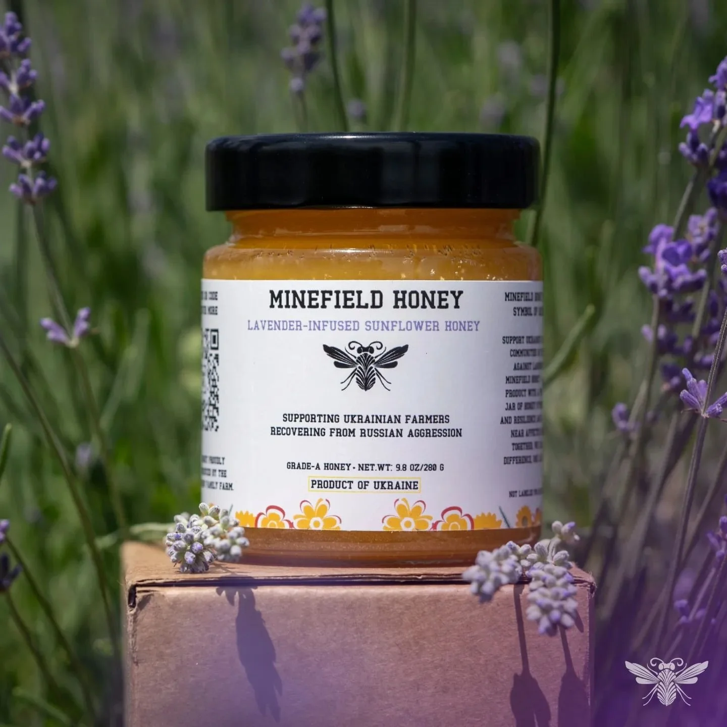 Get ready to enjoy the delicious taste of our upcoming lavender-infused sunflower honey from our Ukrainian honey farm partner! 🪻 This blend offers a rich, aromatic flavor that will transport your senses to blooming lavender fields. Not only is it de