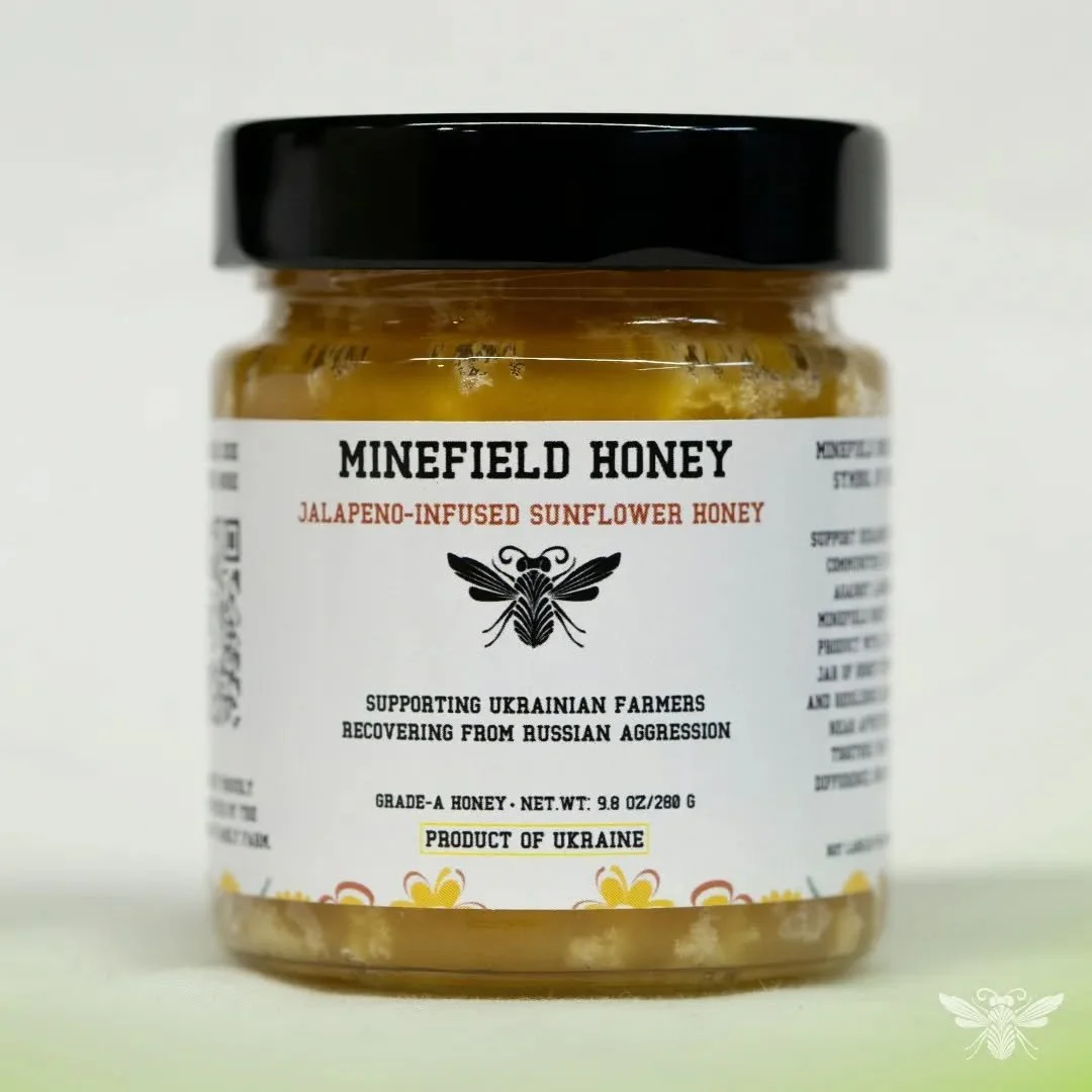 🌶️ Discover the perfect combination of sweet and spicy with our jalape&ntilde;o-infused honey! This unique blend not only adds a delicious kick to your dishes but also brings the benefits of jalape&ntilde;os to your table. Known for boosting metabol