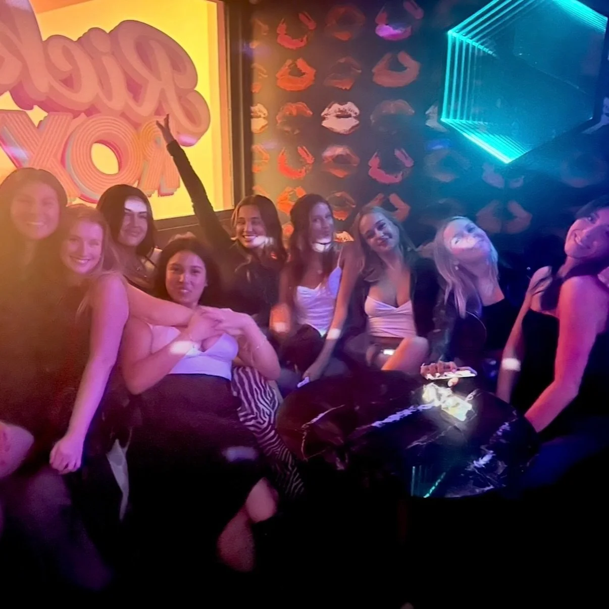 Your Friday forecast: 100% chance of glitter, disco, and dangerously good cocktails 💋🕺