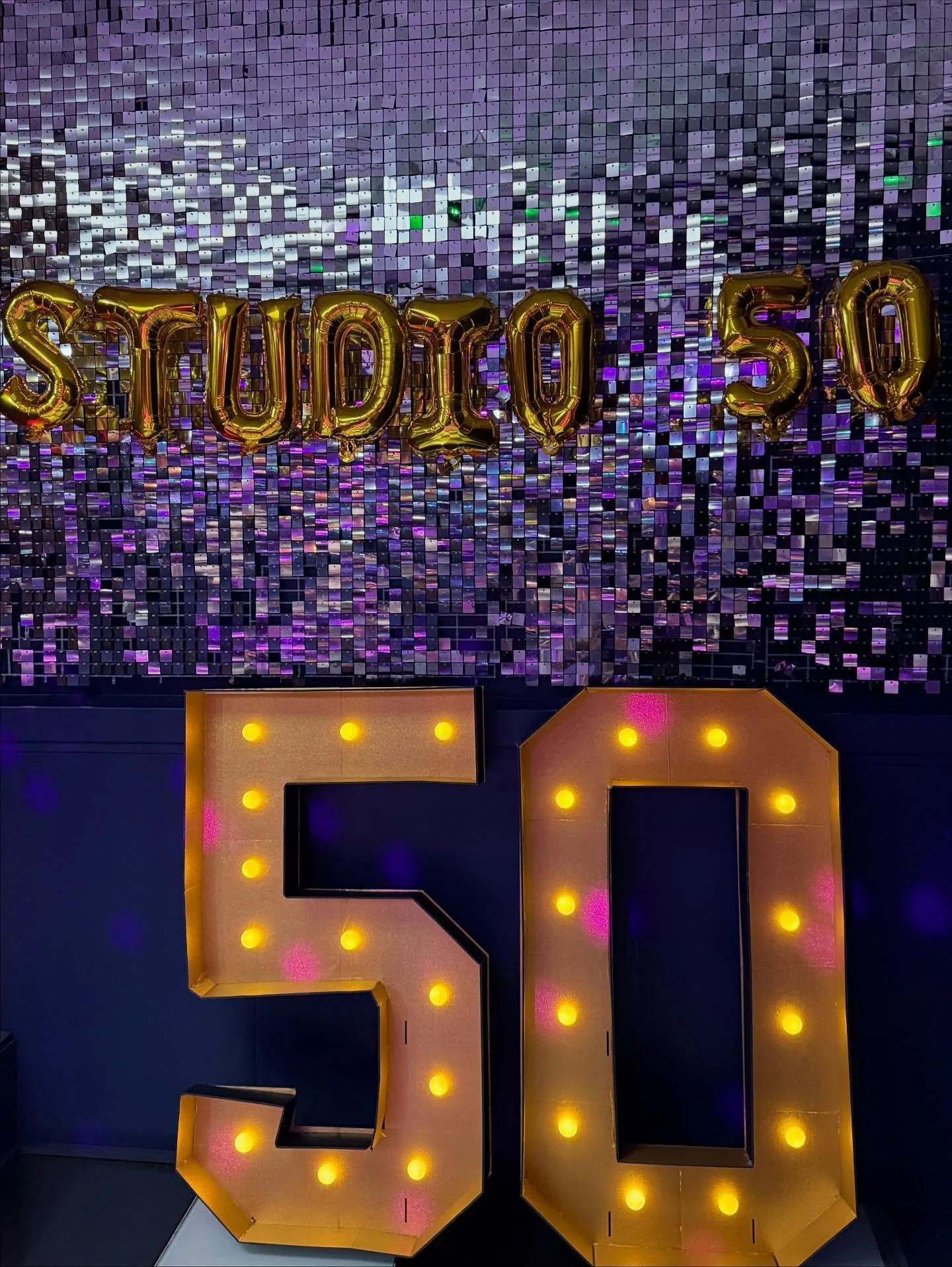 ✨ Host your next private party at Rick &amp; Roxy&rsquo;s! ✨
From birthdays to company parties to full-blown disco nights &mdash; we&rsquo;ve done it all. 🪩 Whether you&rsquo;re vibing with games and chill drinks on Rick&rsquo;s side or going full d