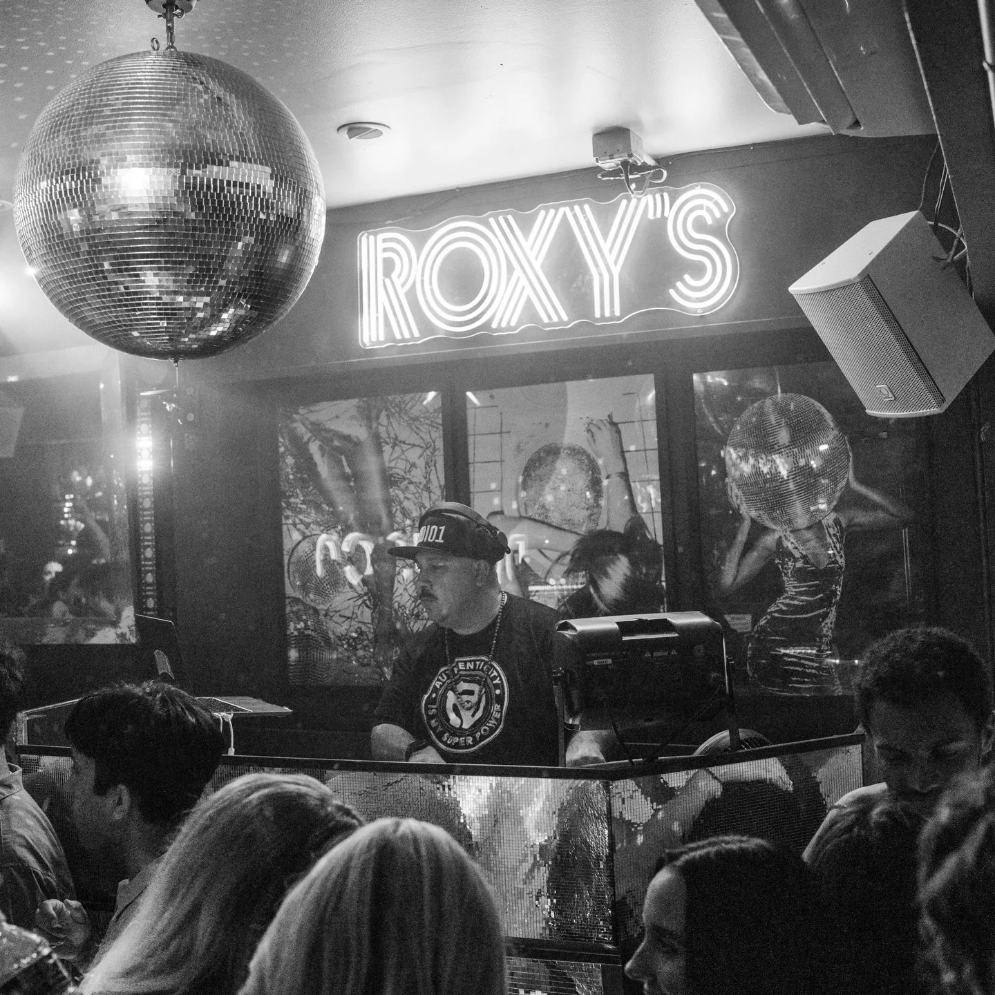 Just going for one drink&hellip;🕺🍸🪩✨