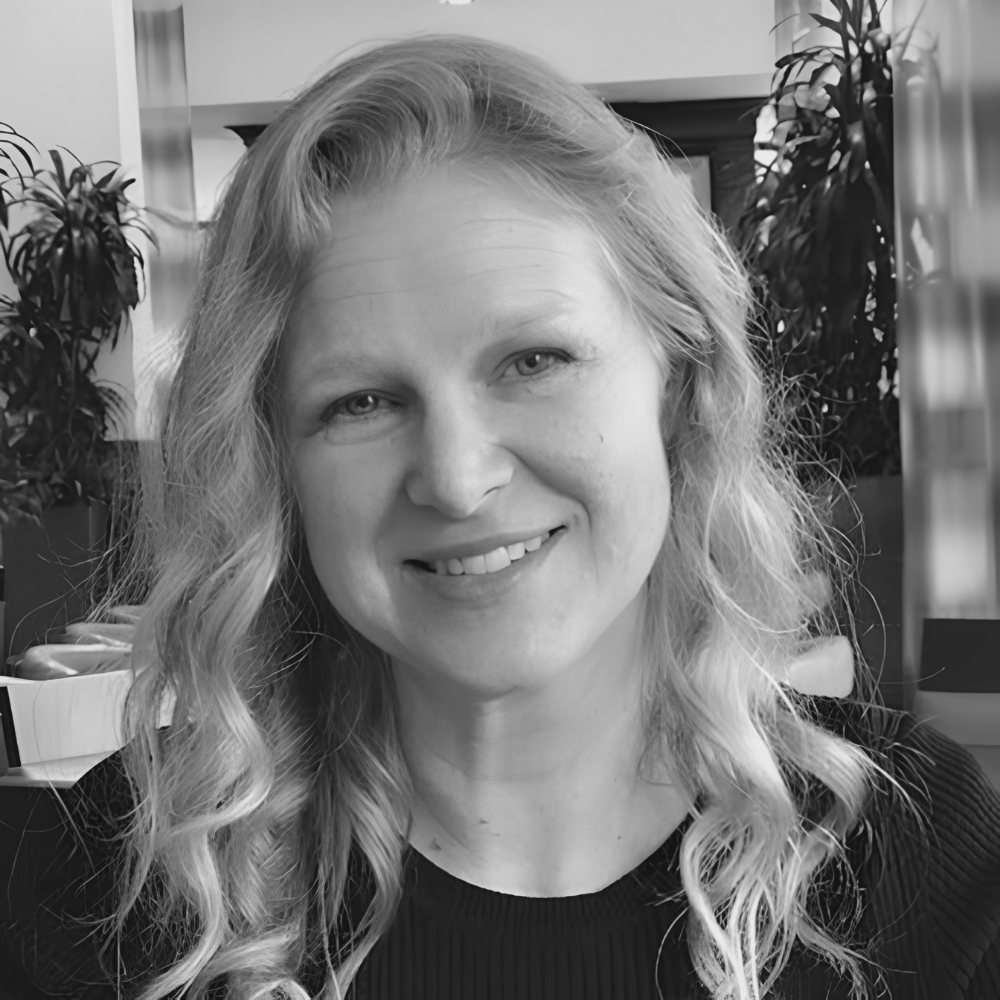 Dr. Jenn Lefebre