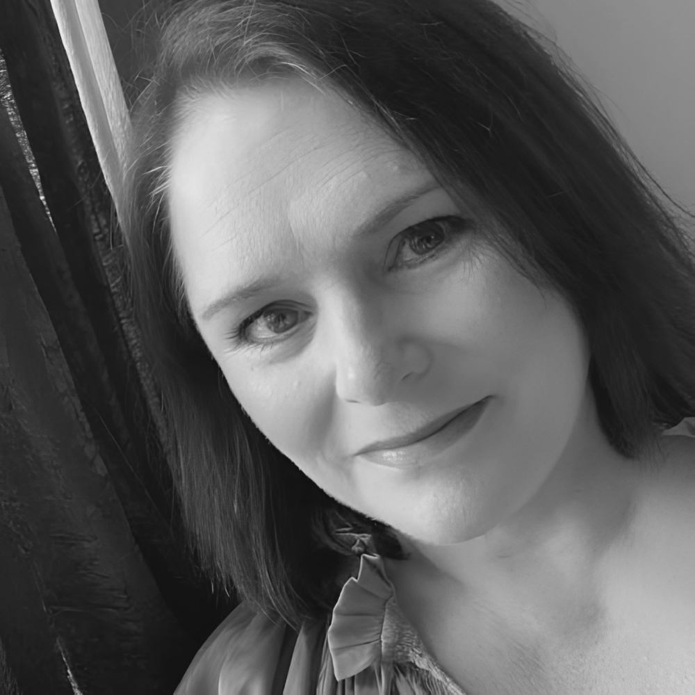 Lynn Louise Wonders
