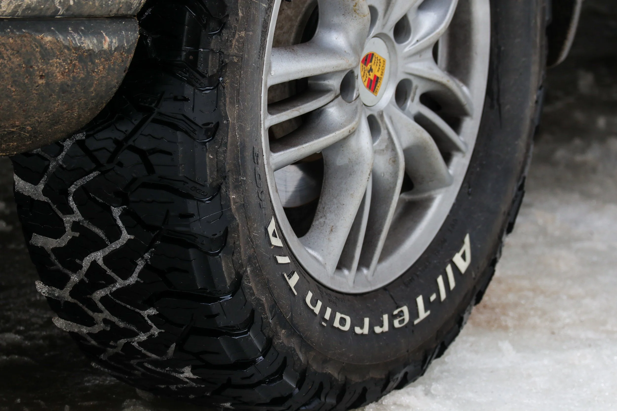 Cayenne Volcanic Van