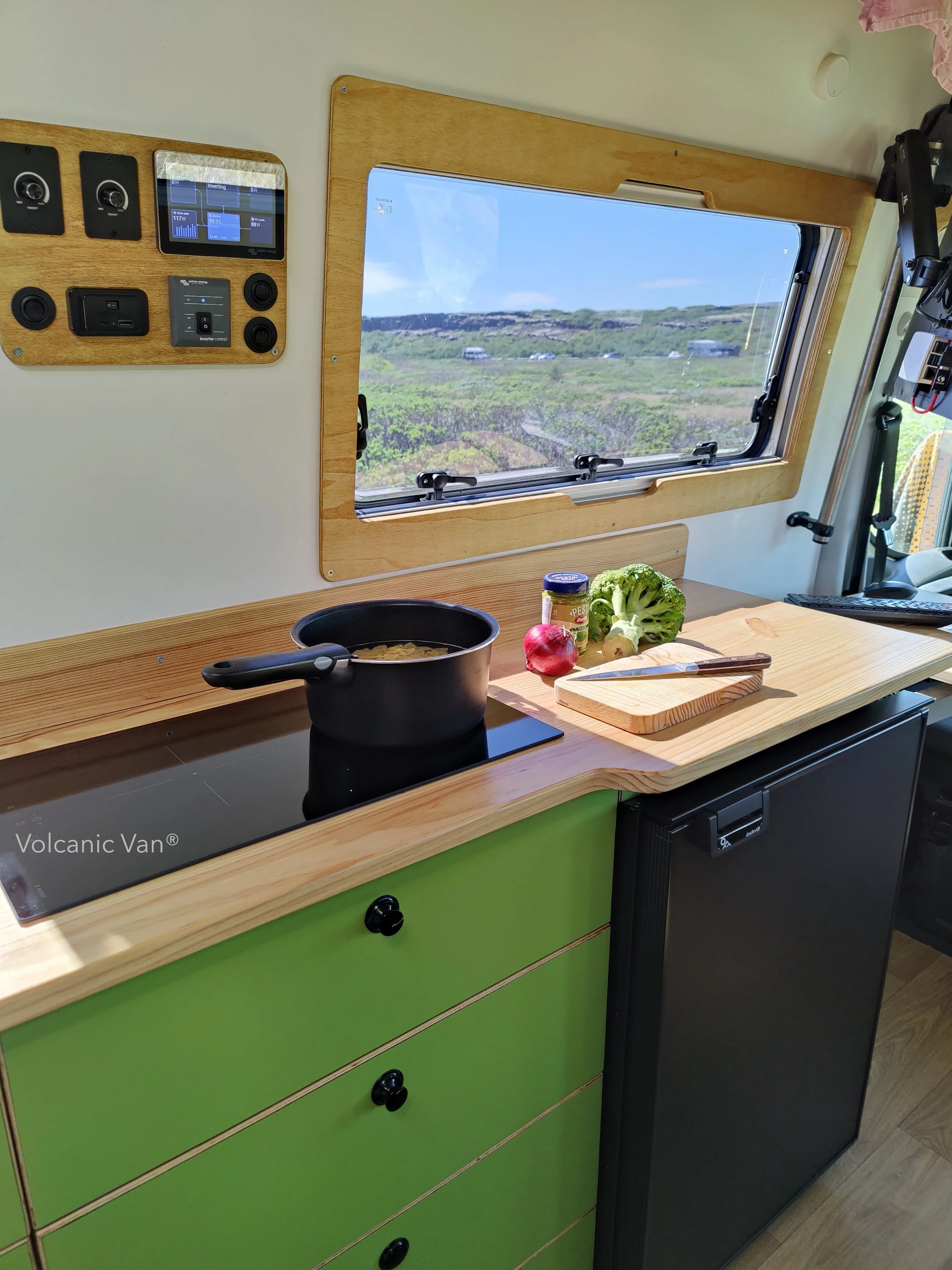 Iveco Daily 4x4 Volcanic Van