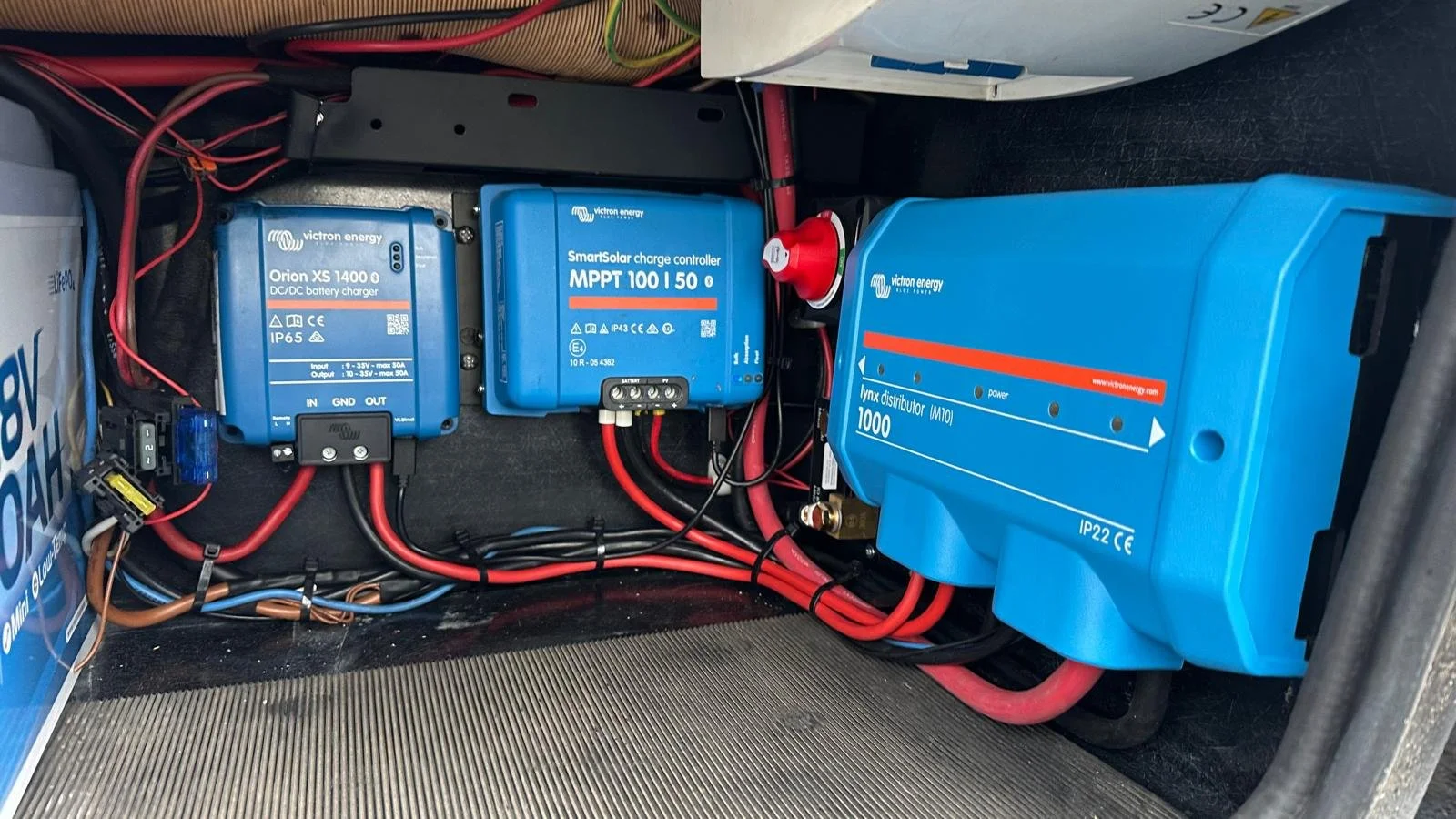 Victron system Hymer MLT Volcanic Van