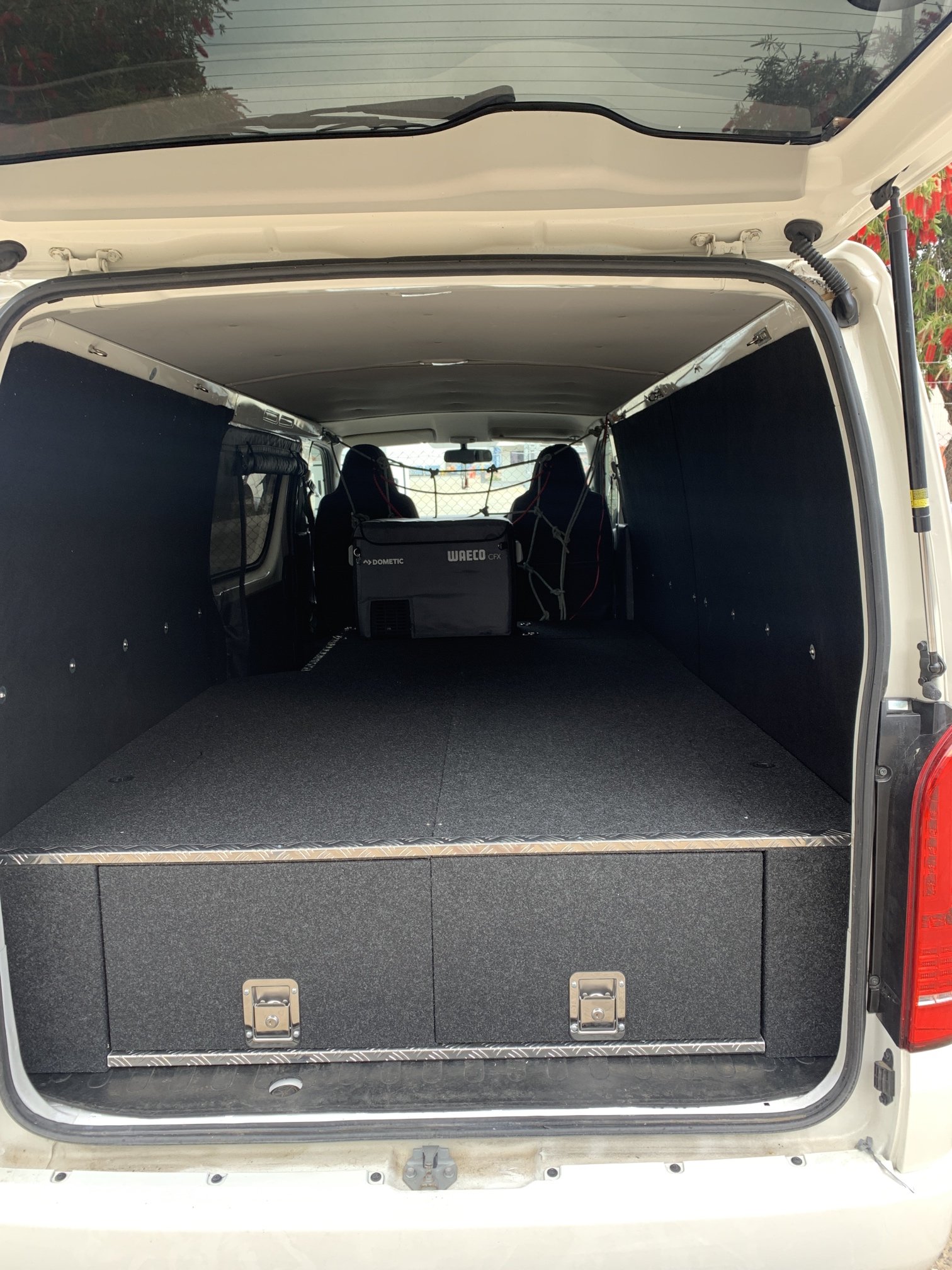 hiace 5.jpeg