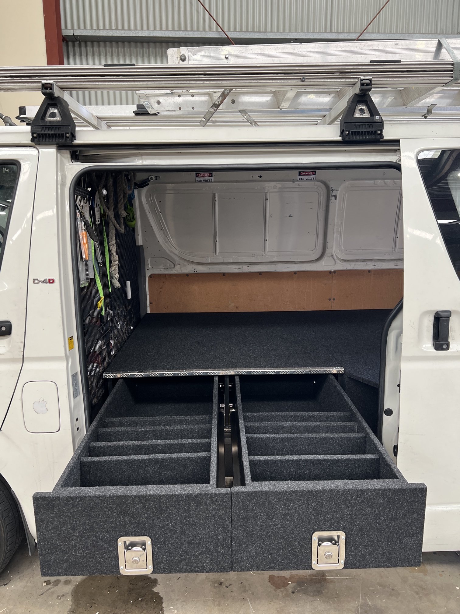 hiace 2005-2018 roller drawers.jpeg