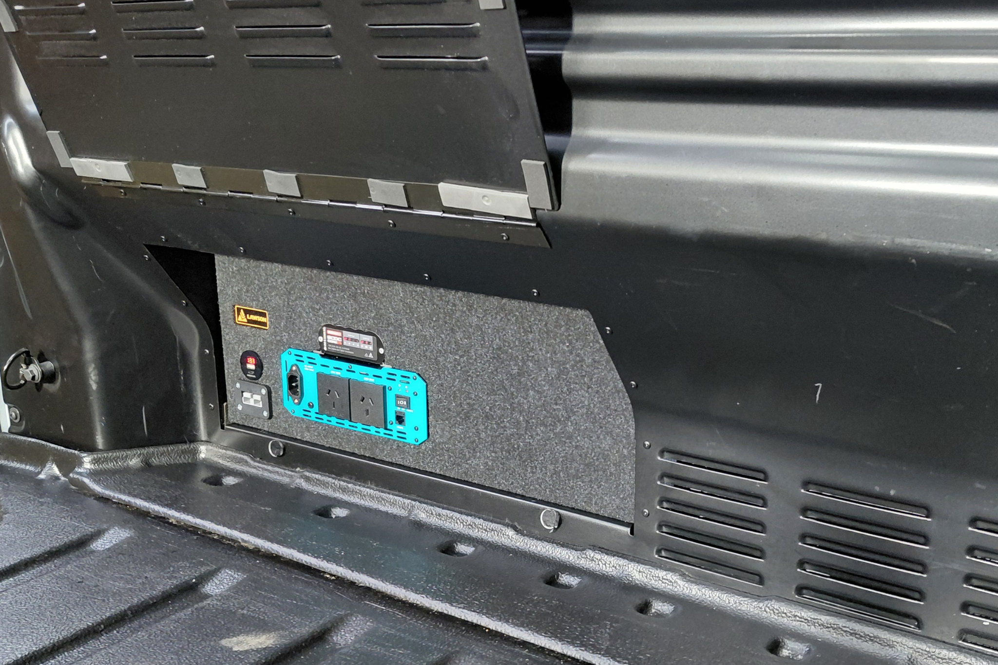 powerdeck-transit-custom-under-seat-install-lawson-automotive (1).png