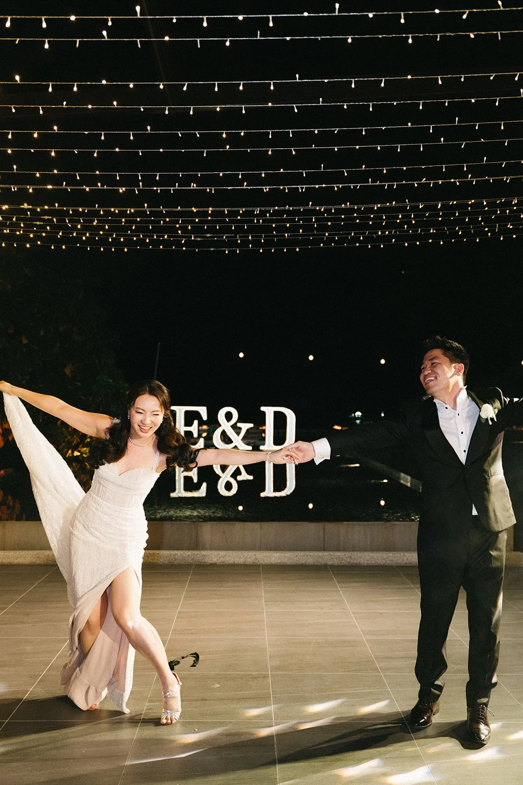 Bride and groom’s first dance at sri panwa wedding reception in Phuket