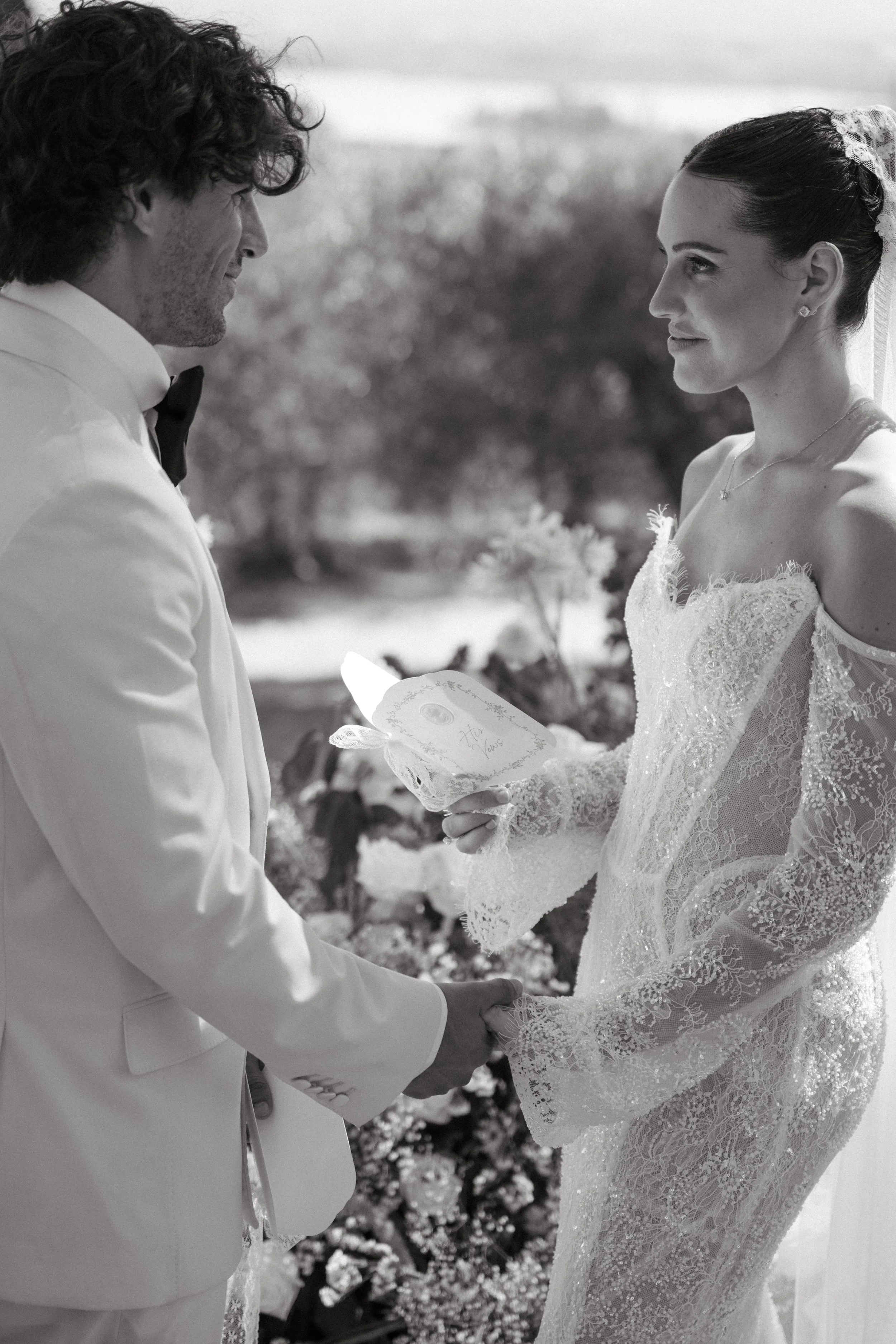 Romantic wedding ceremony portrait in Tuscany