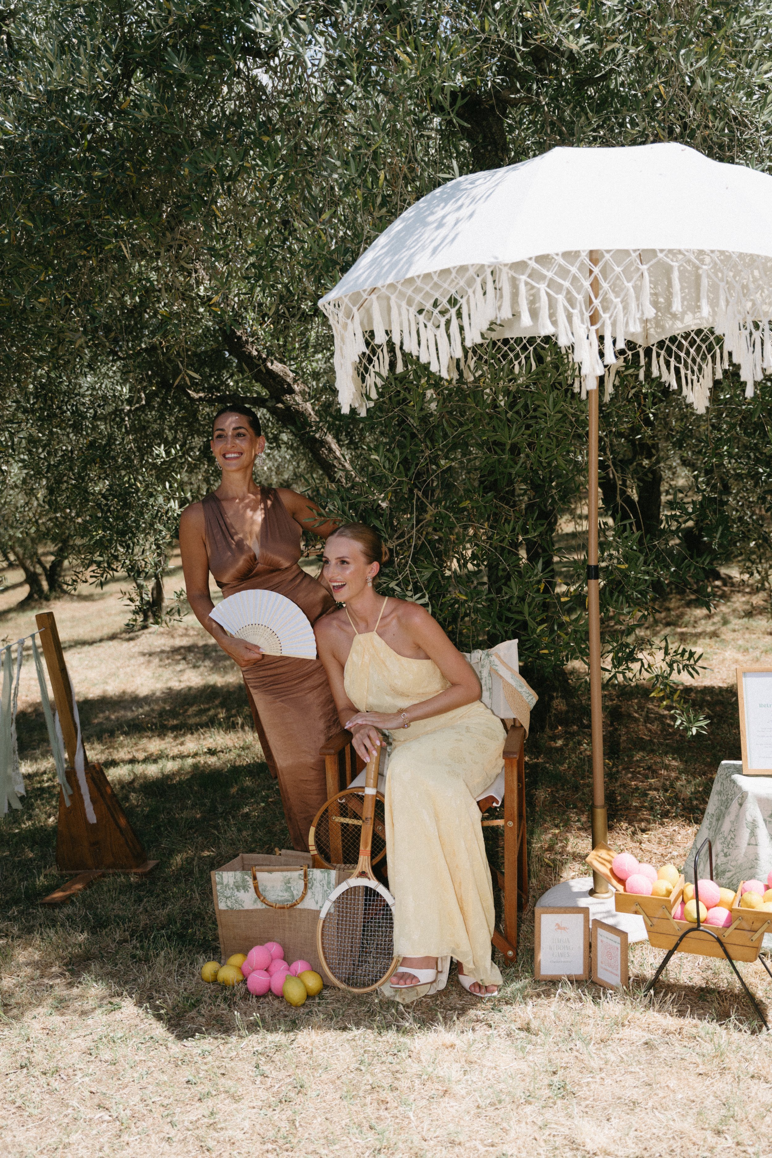 Laughter and candid guest moments at Tuscany wedding editorial
