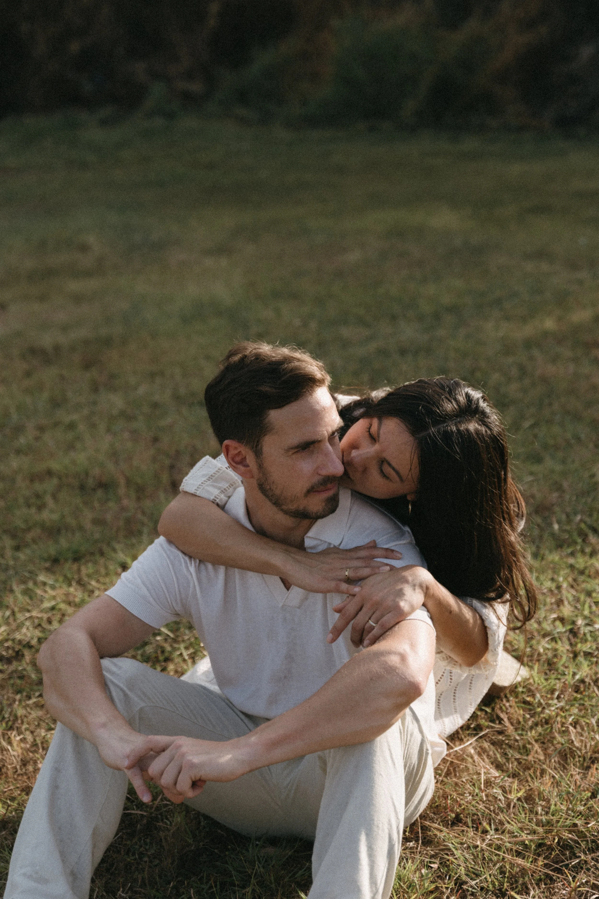 couple embracing during couple photoshoot at Koh Kaew Lake in phuket 