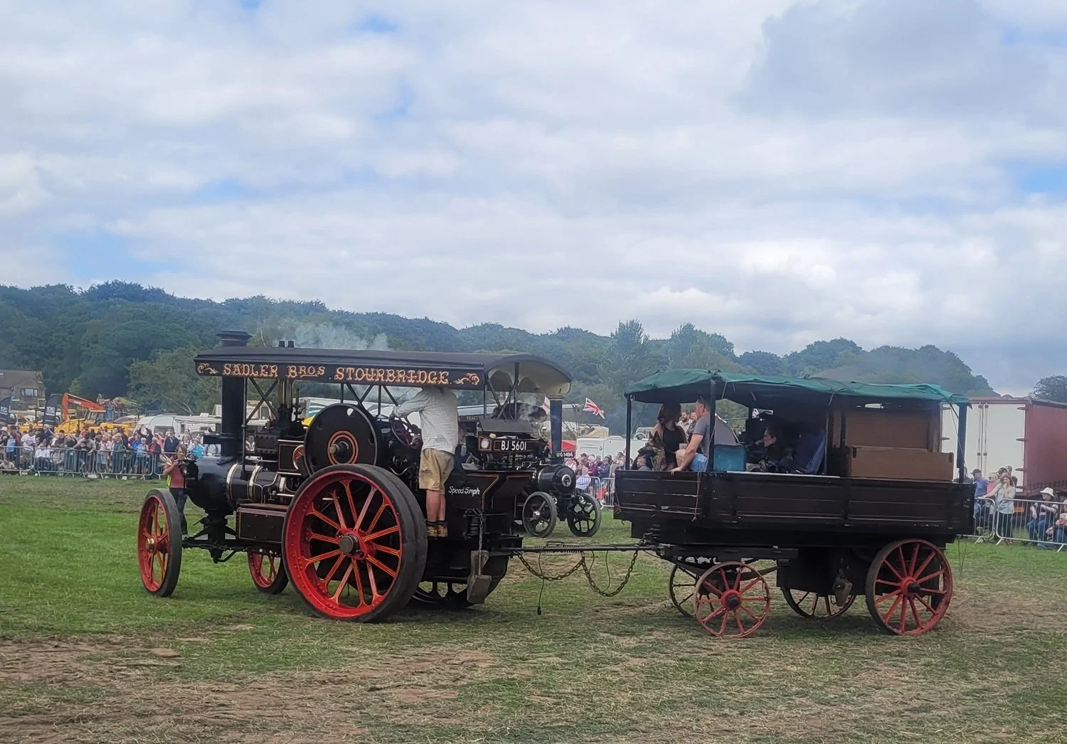Engine and Trailer