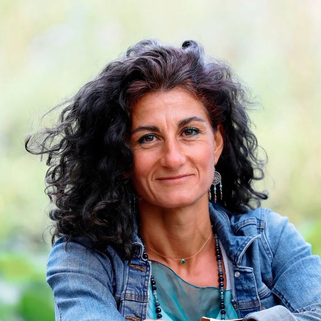 portrait-christelle-cassinelli-coeurs-de-joie-yoga.jpg