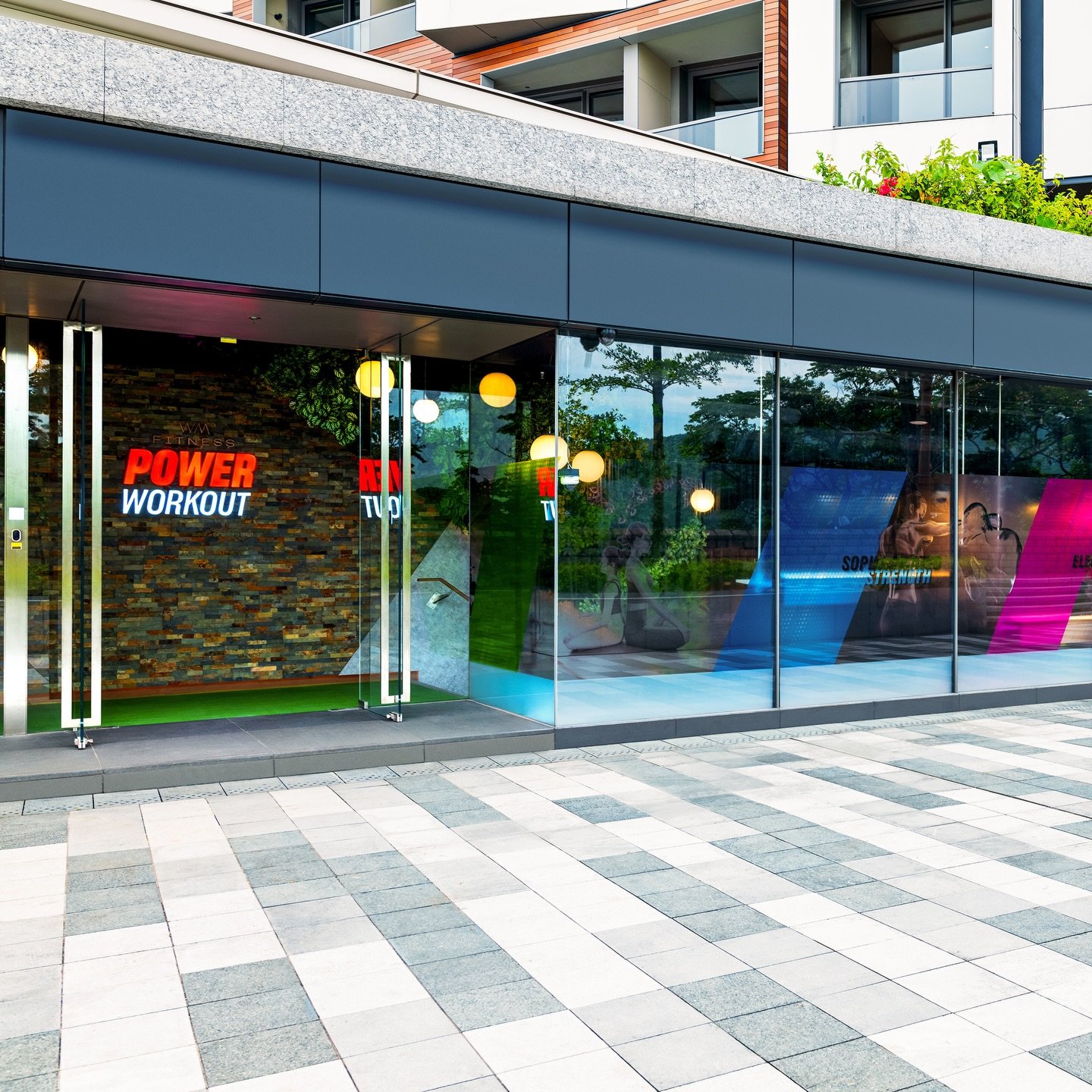 🏃&zwj;♂️ Train. Run. Relax. Repeat.
Located right next to Sai Kung Promenade, WM Fitness Power Workout offers the perfect training day: strength session in our premium facility, followed by a scenic run along the waterfront, then unwind in our sauna