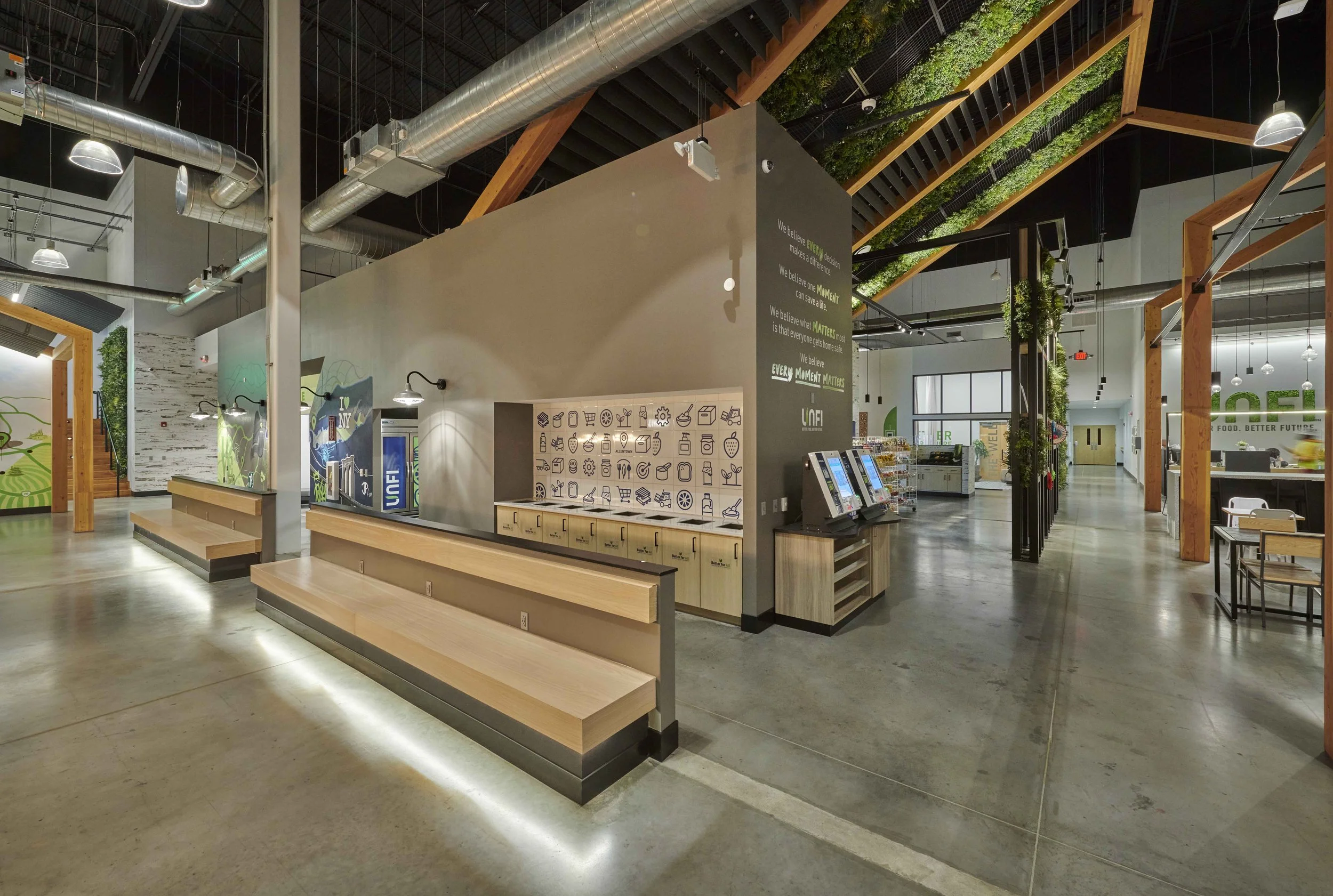 UNFI_SchnecksvillePa_ARCO_May22_0530 copy.jpg