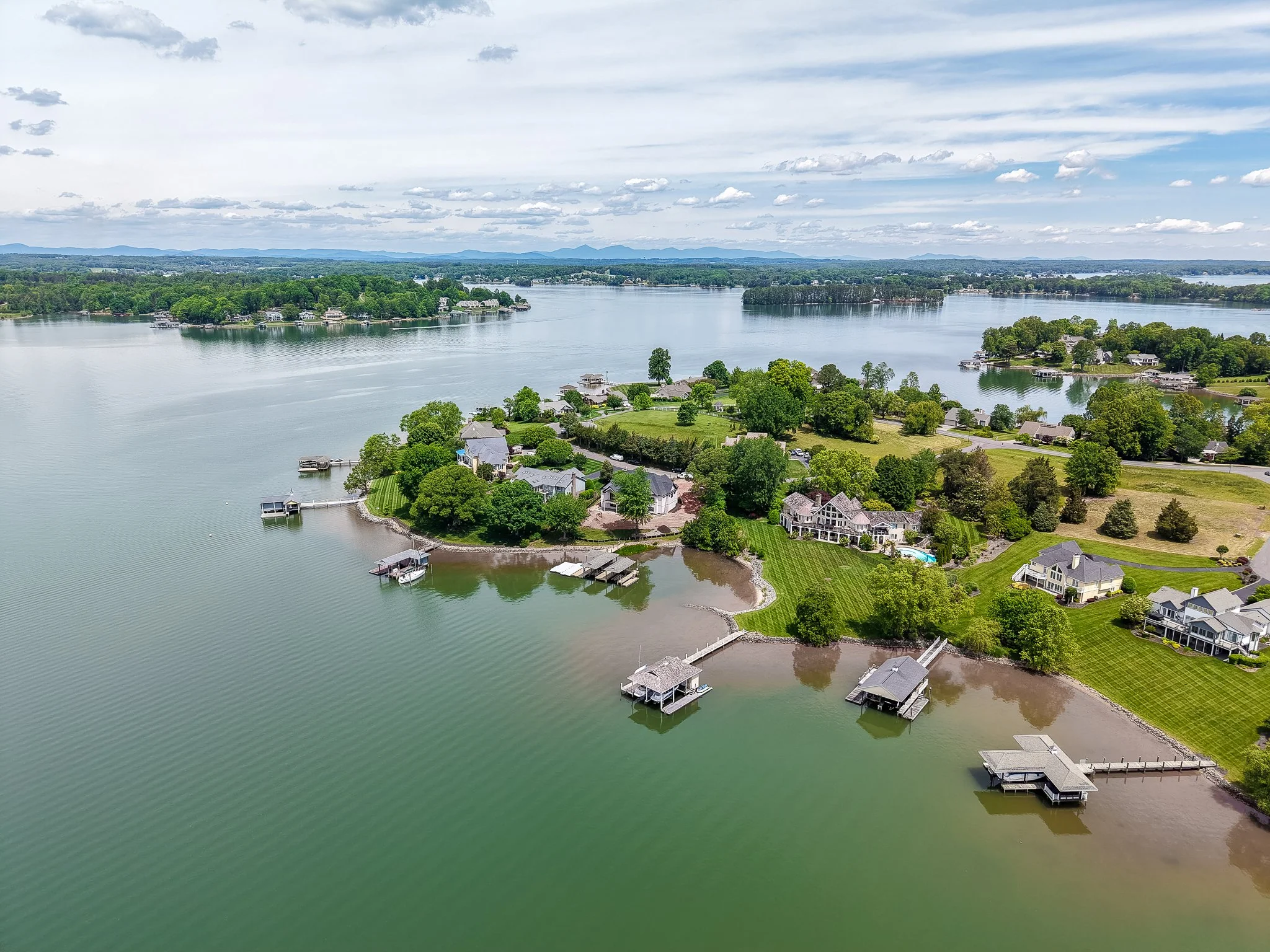 Cinematic Video Tour