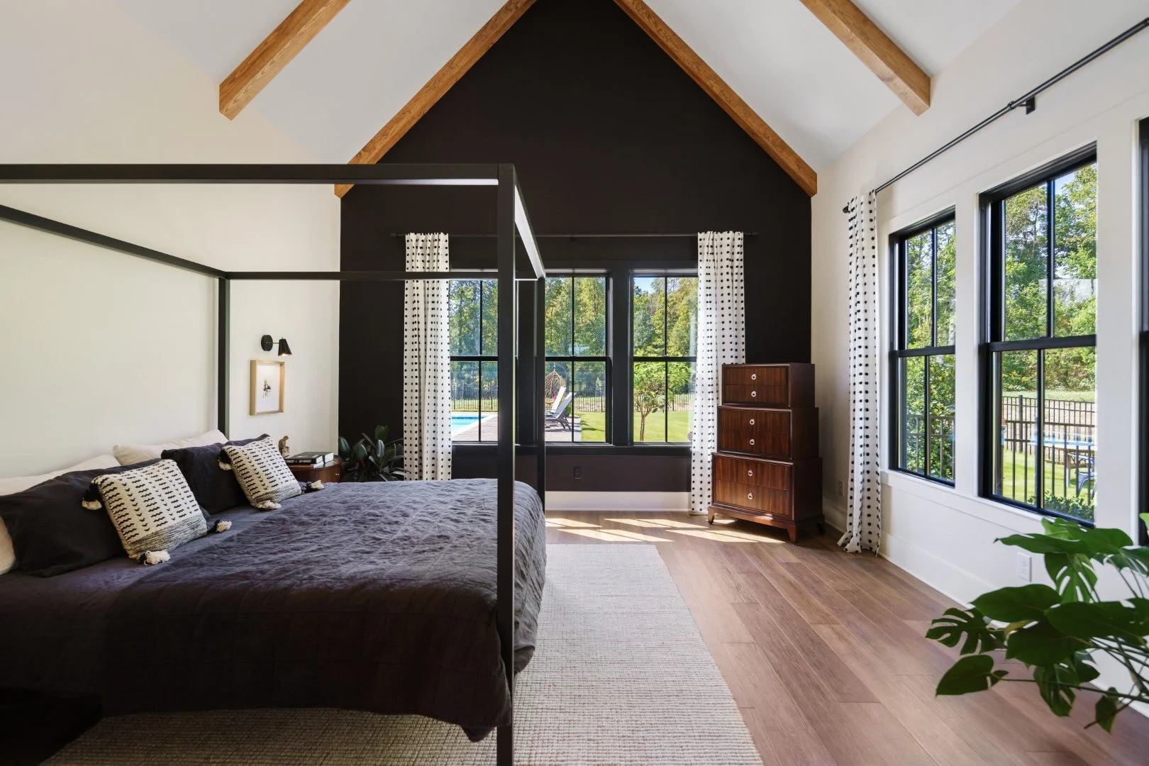 Hillsborough Builder Modern Farmhouse Collins Design Build (16).jpg