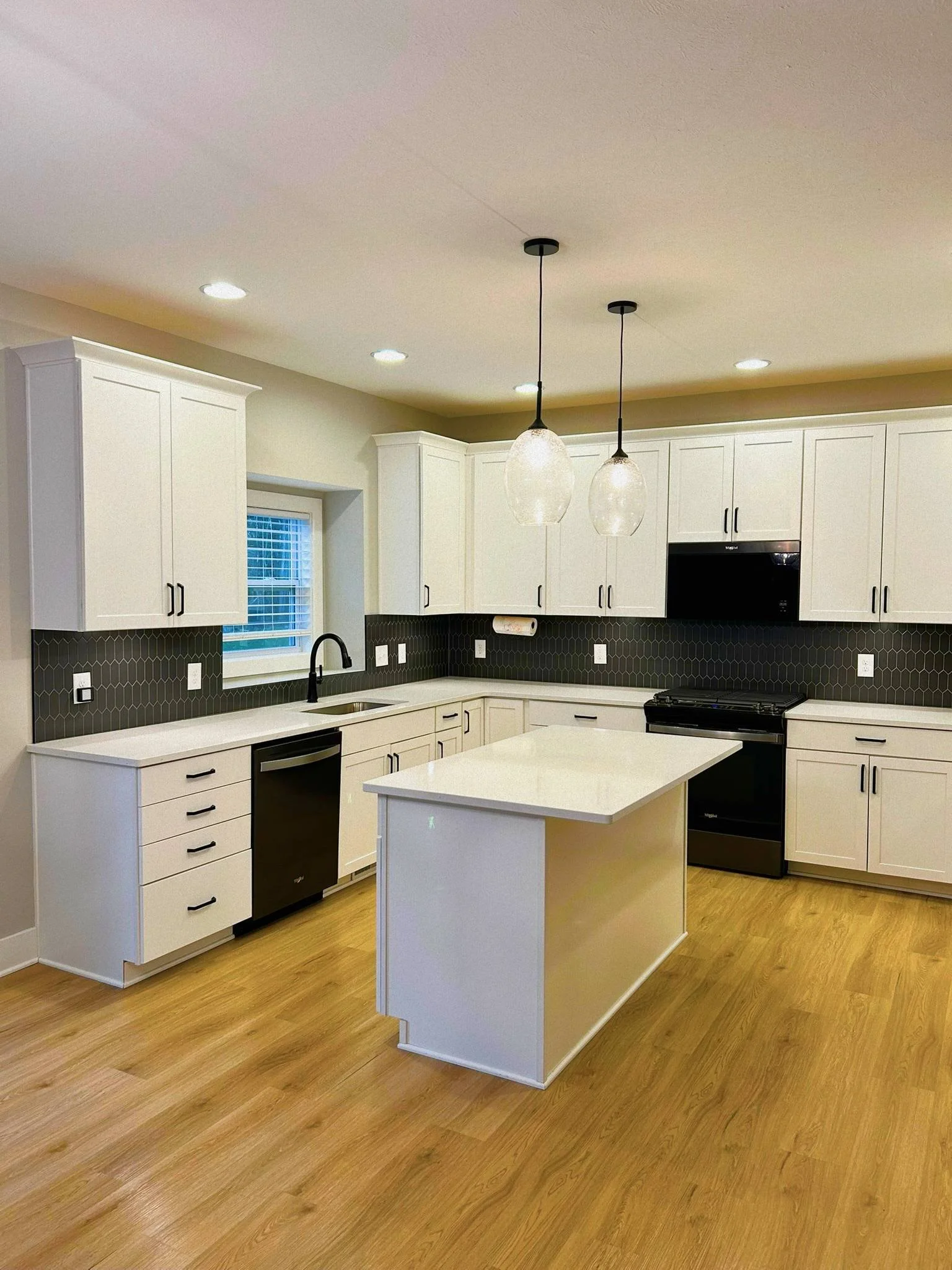 Pristine kitchen after move-in cleaning service