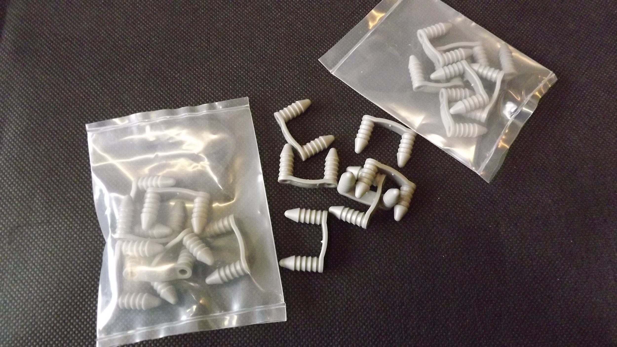 Engine bay loom clips