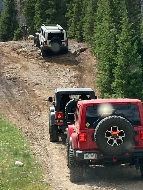 Elwood Pass