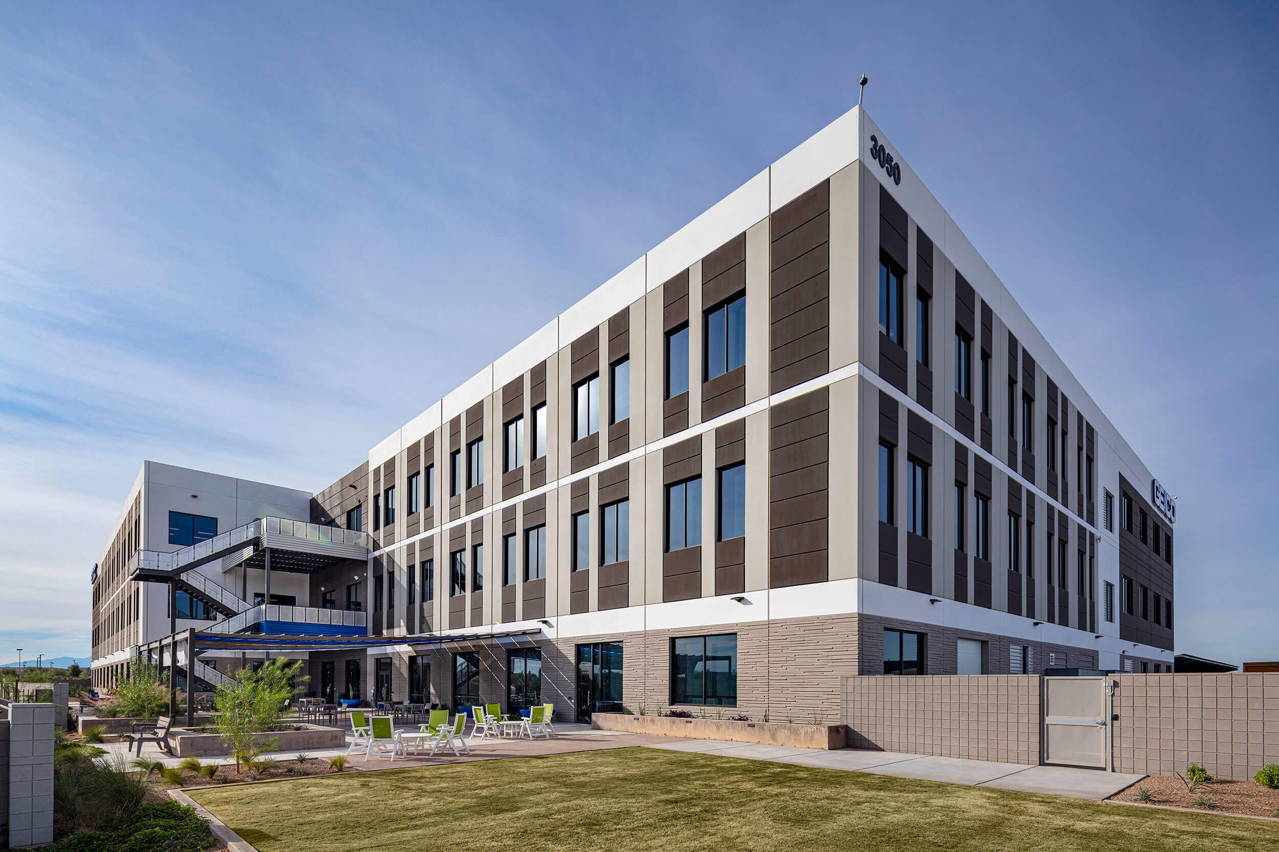 Geico Office Building — Onyx Creative