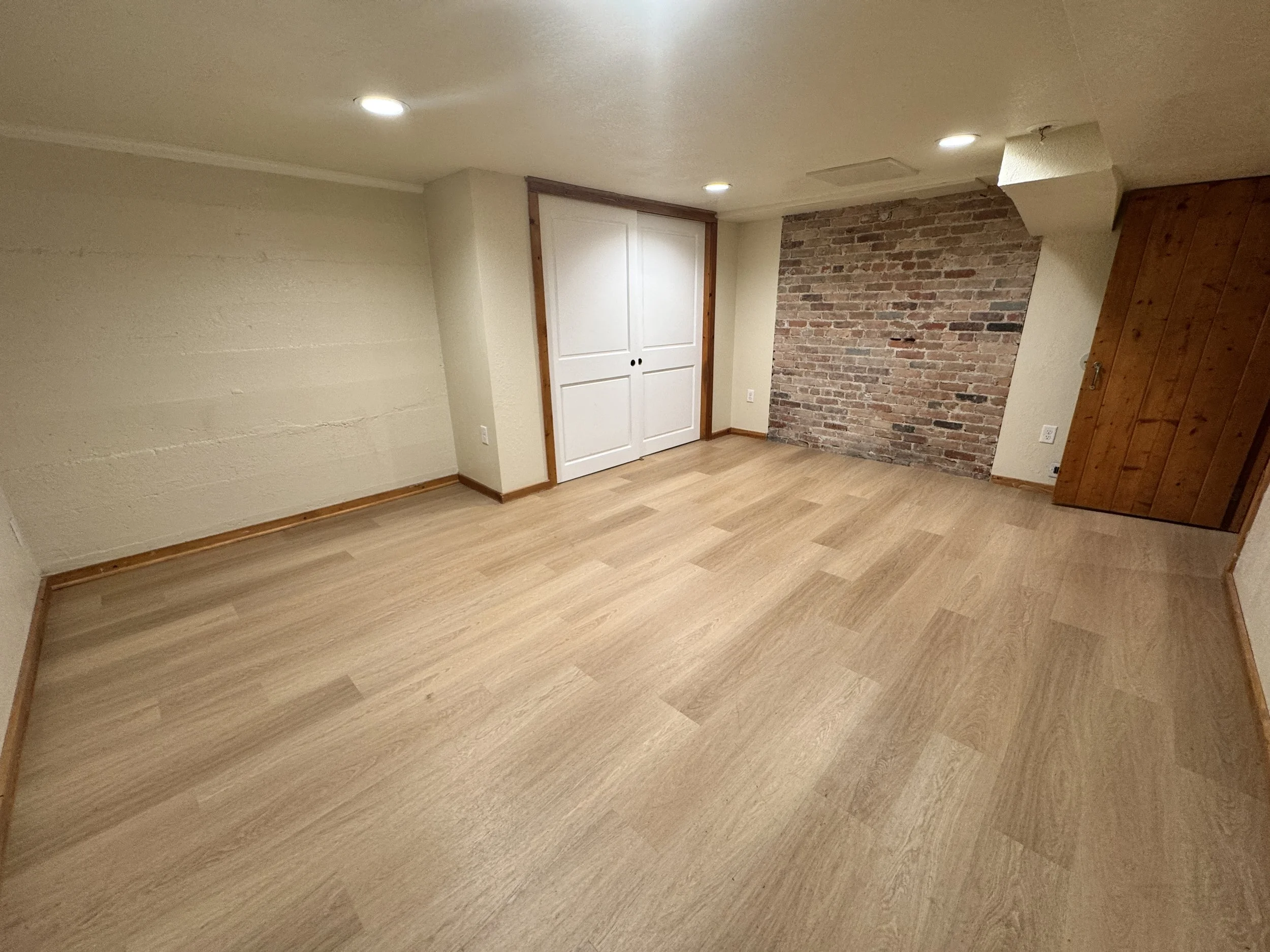 Spacious bedroom