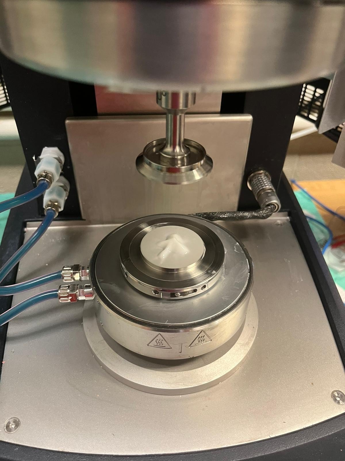 Testing different body lotions with rheometer