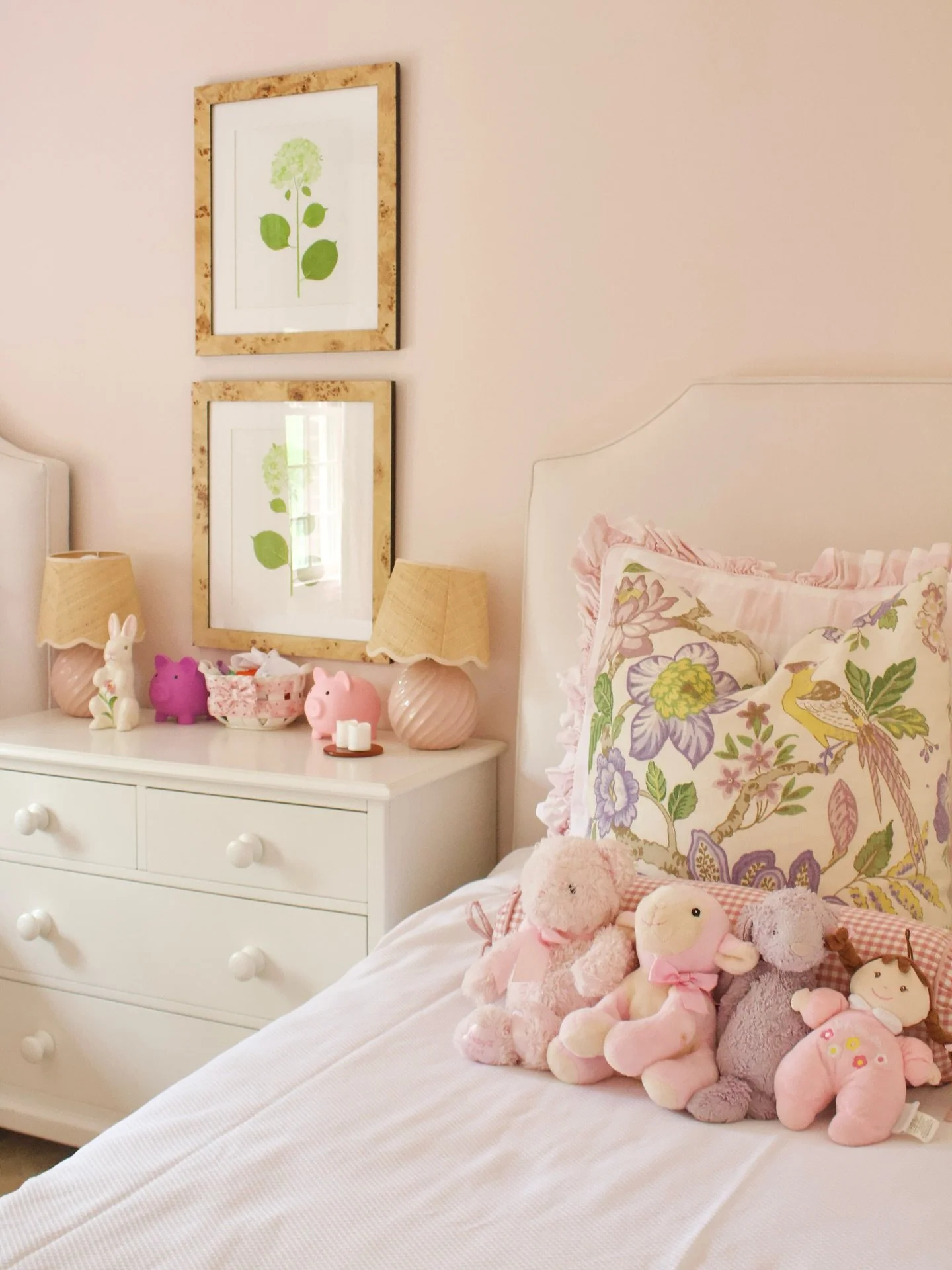 Room for bows and ballet slippers 🎀 

.

.

. 

#InteriorDesign #HomeDesign #HomeInteriors #EmilyVirginiaDesign #pinkbedroom #girlsbedroom #girlsroom #littlegirlsroom #kidsbedroom #DesignDetails #cutebedroom #pinkroom #sistersroom #kidsroomdecor #In