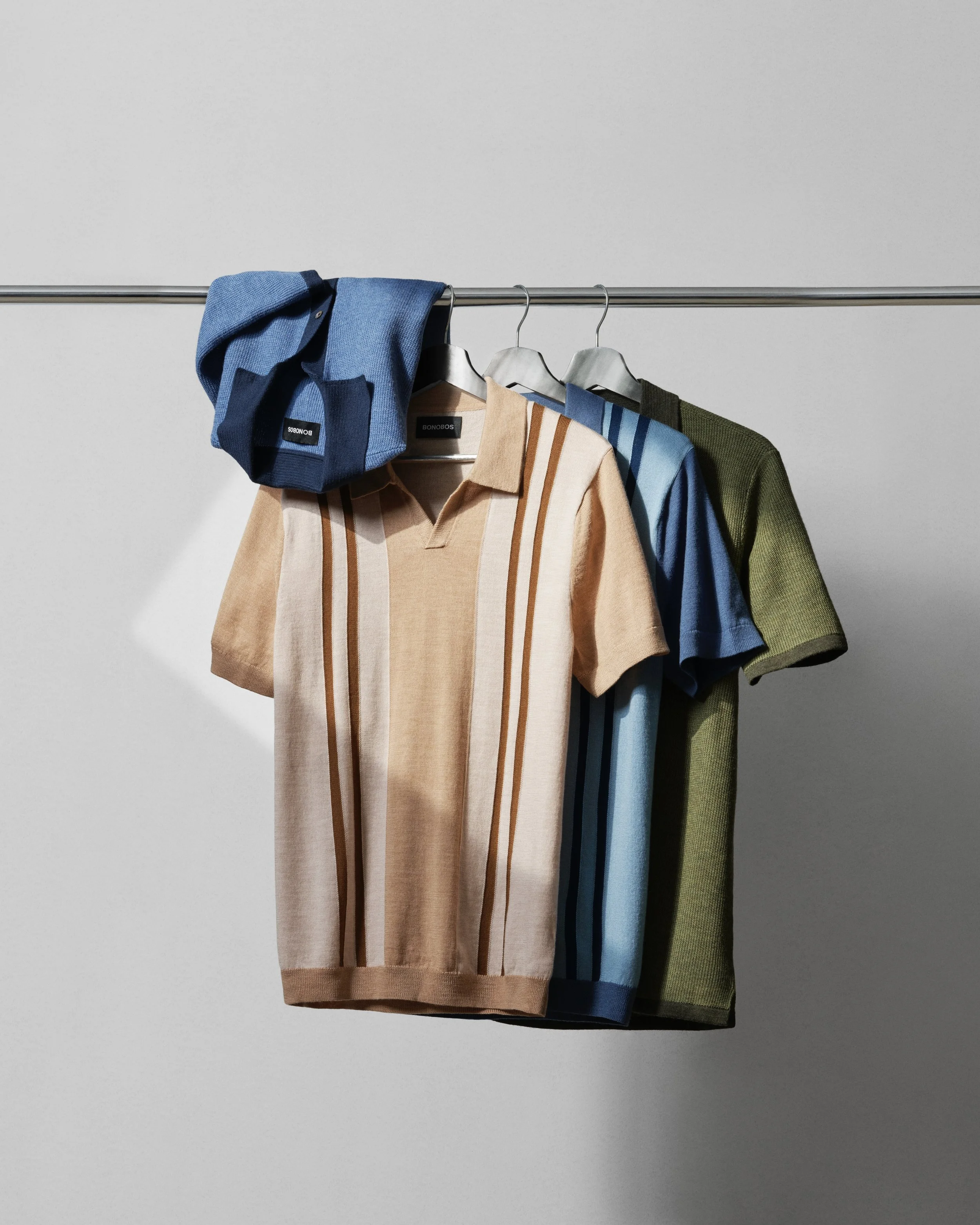 BNBS_HOL23_JAN_SWEATERS-POLO-SS_VARIETY_45_956_FINAL_HIGHRES.jpeg