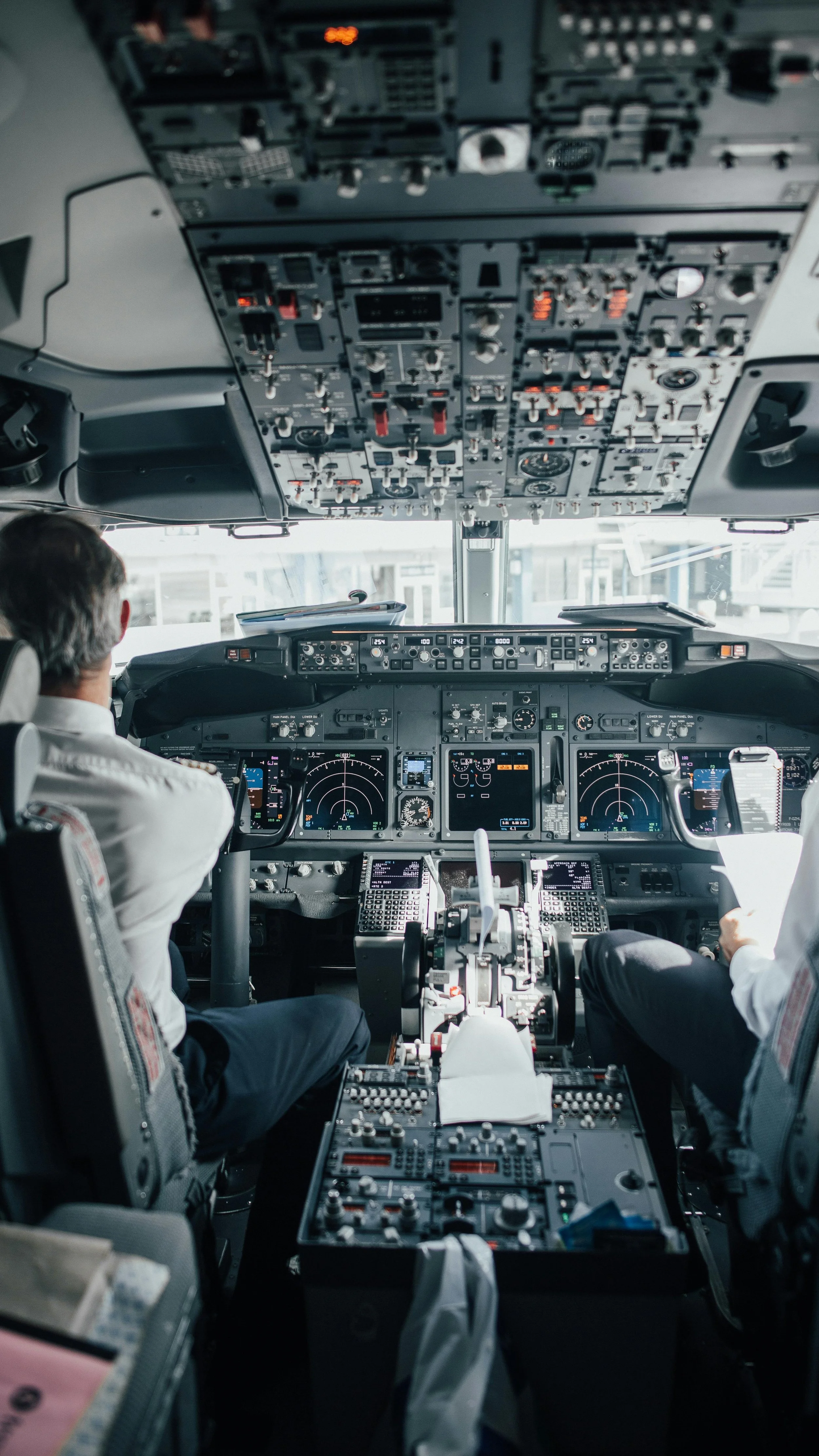 How Much Do Airline Pilots Make in 2026? Complete Salary &amp; Career Path Guide.