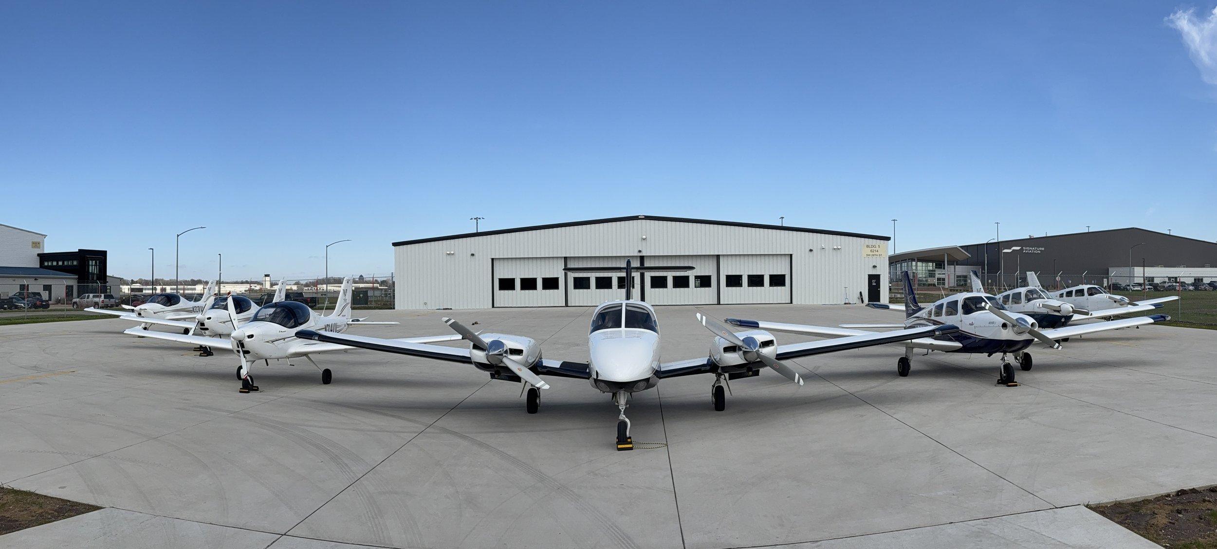Vertical Vision Flight Academy Des Moines IA Flight School New Airplanes