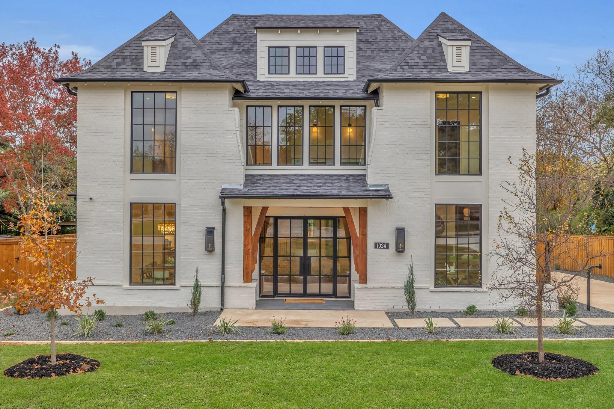 2-web-or-mls-1024 Garraty Rd-2.jpg