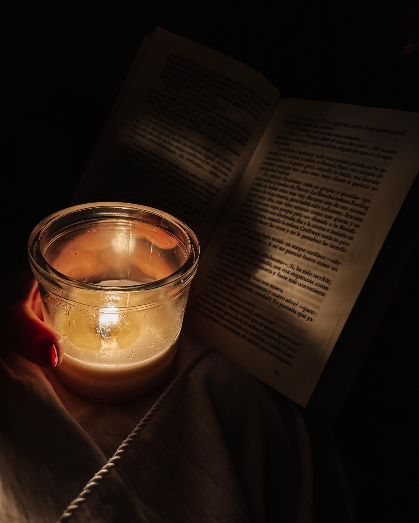 12:35 poniedziałek 28 maja 2025
#blackout
Dzień, kt&oacute;ry dla wszystkich zaczął się jak każdy inny. Pobudka, szykowanie do szkoły, poranne rutyny, pranie w pralce, jedzenie na płycie i nagle pstryk!
Jakby za pomocą jakiegoś wielkiego przełącznika